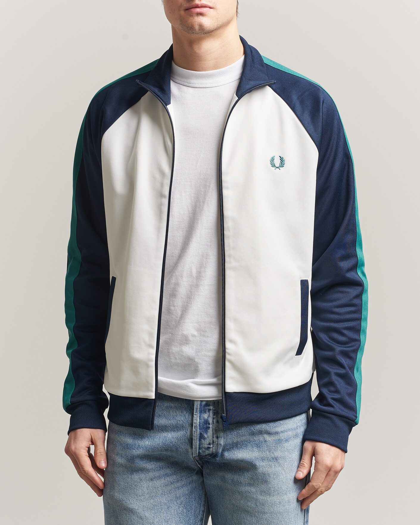 Herre | Gensere | Fred Perry | Contrast Sleeve Track Jacket Snow White