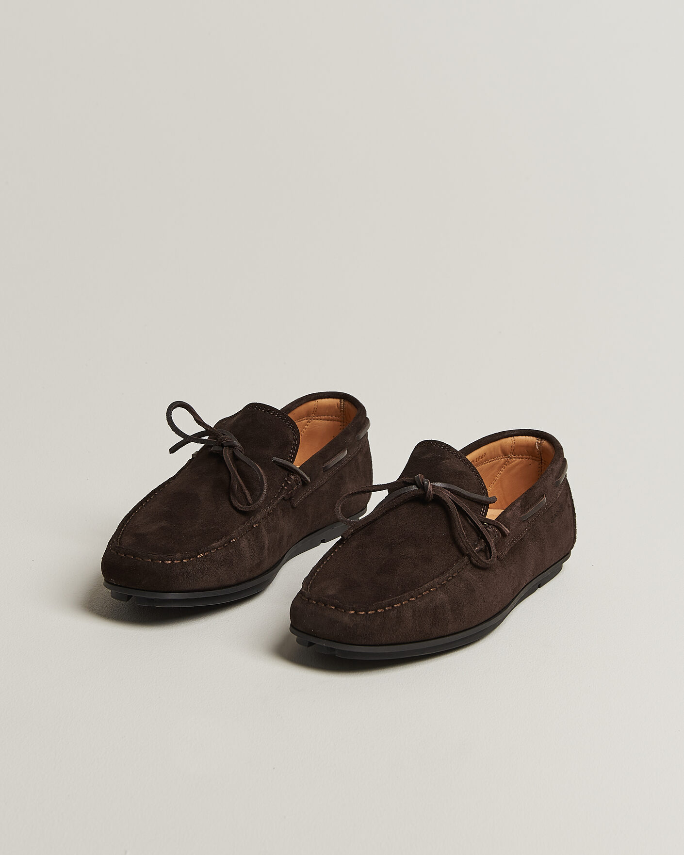 Herre | Bilsko | Gant | Wilmon Laced Suede Car Shoe Dark Brown