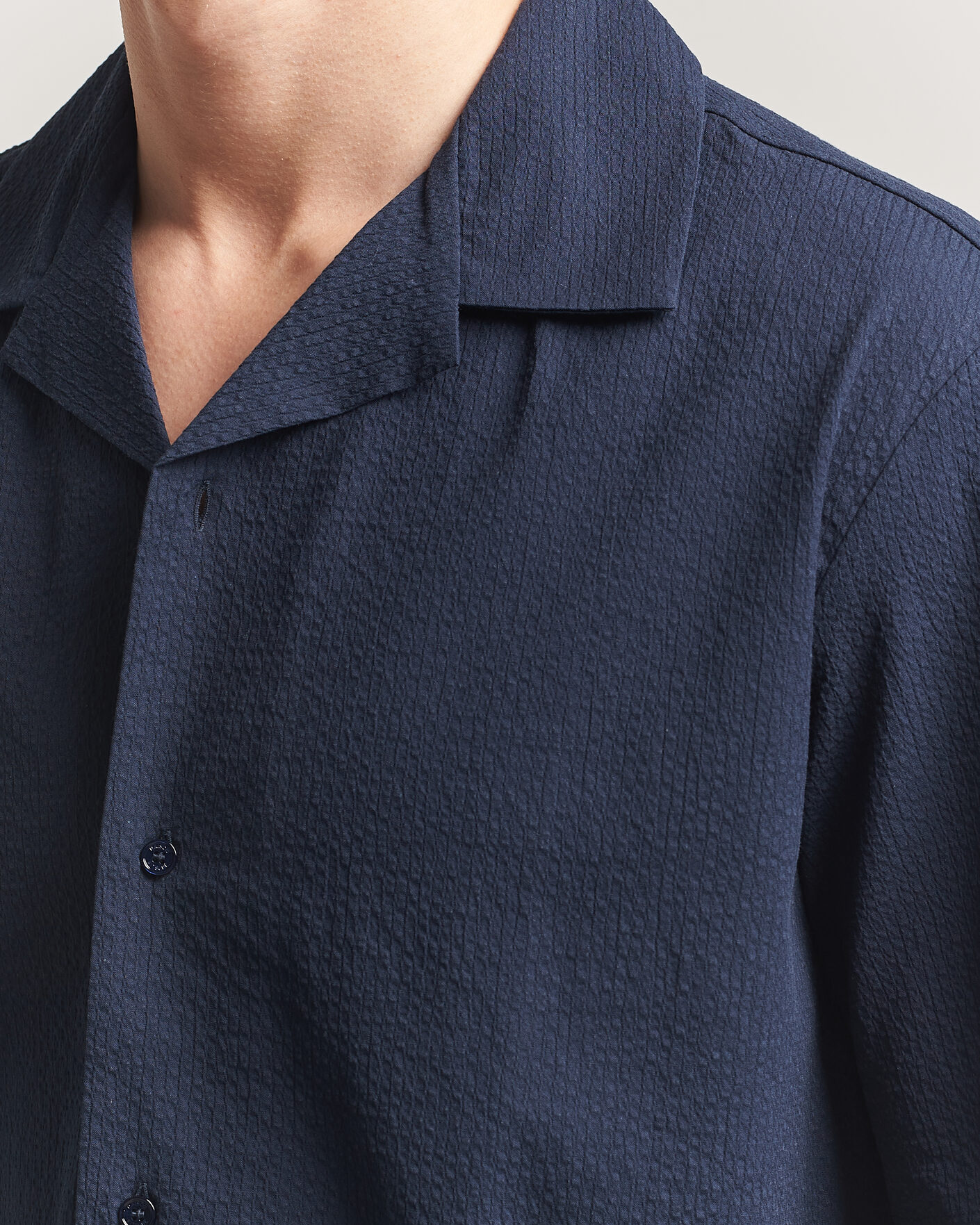 Herre | Skjorter | Maison Kitsuné | Seersucker Resort Shirt Navy
