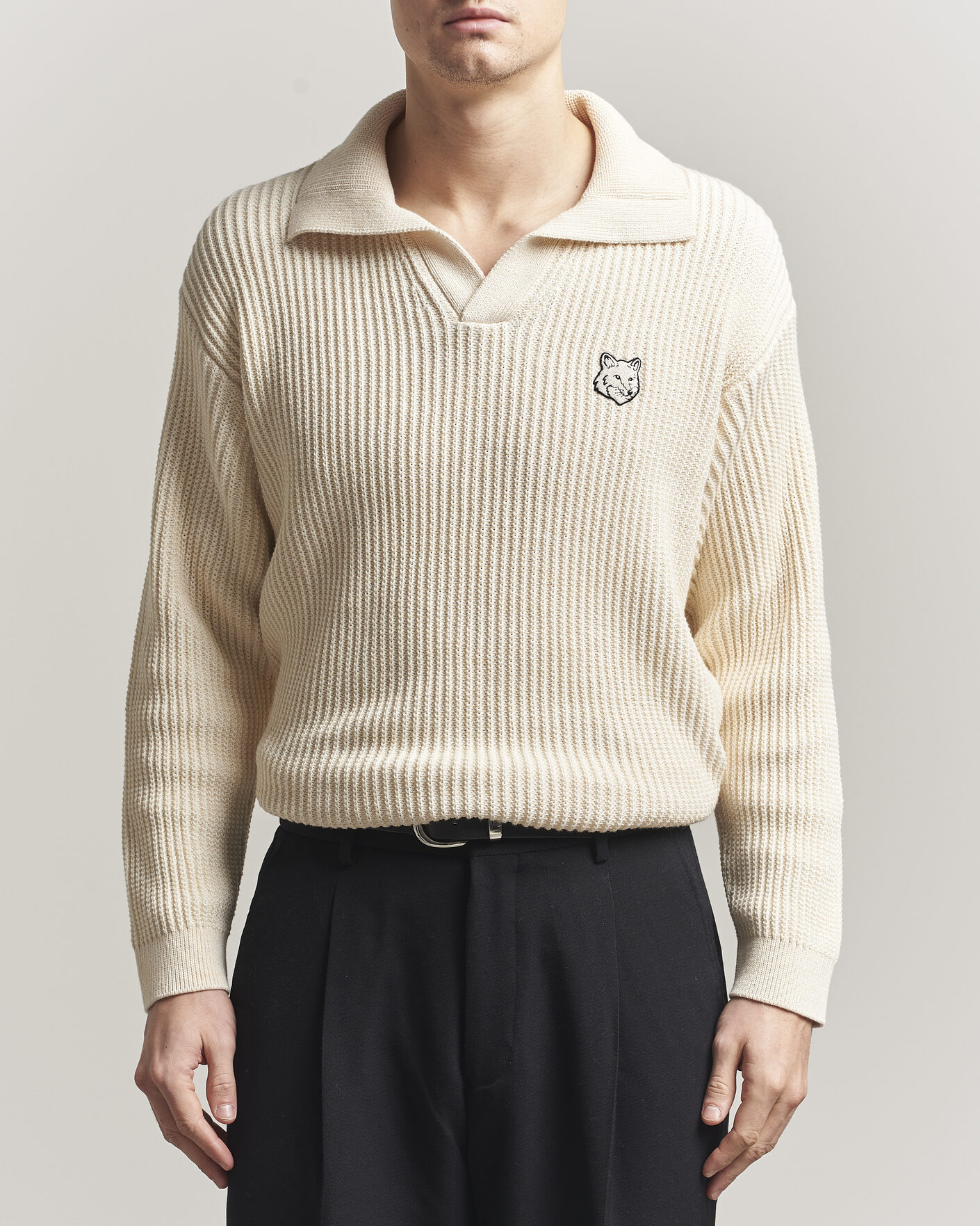 Herre | Pikéer | Maison Kitsuné | Tonal Fox Head Rib Knitted Polo Sandshell