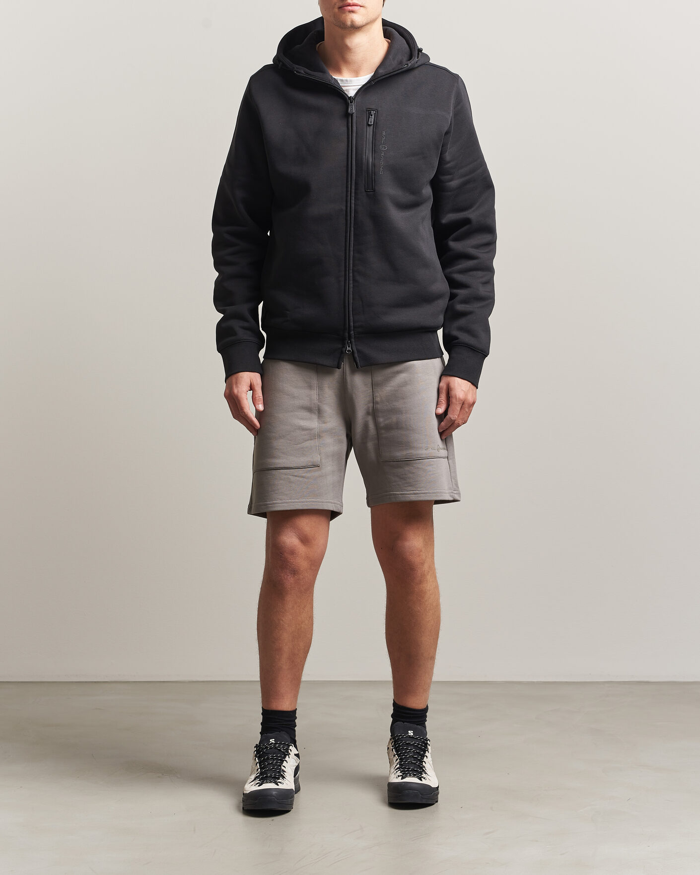 Herre | Shorts | Sail Racing | Bowman Monochrome Sweatshorts Oyster