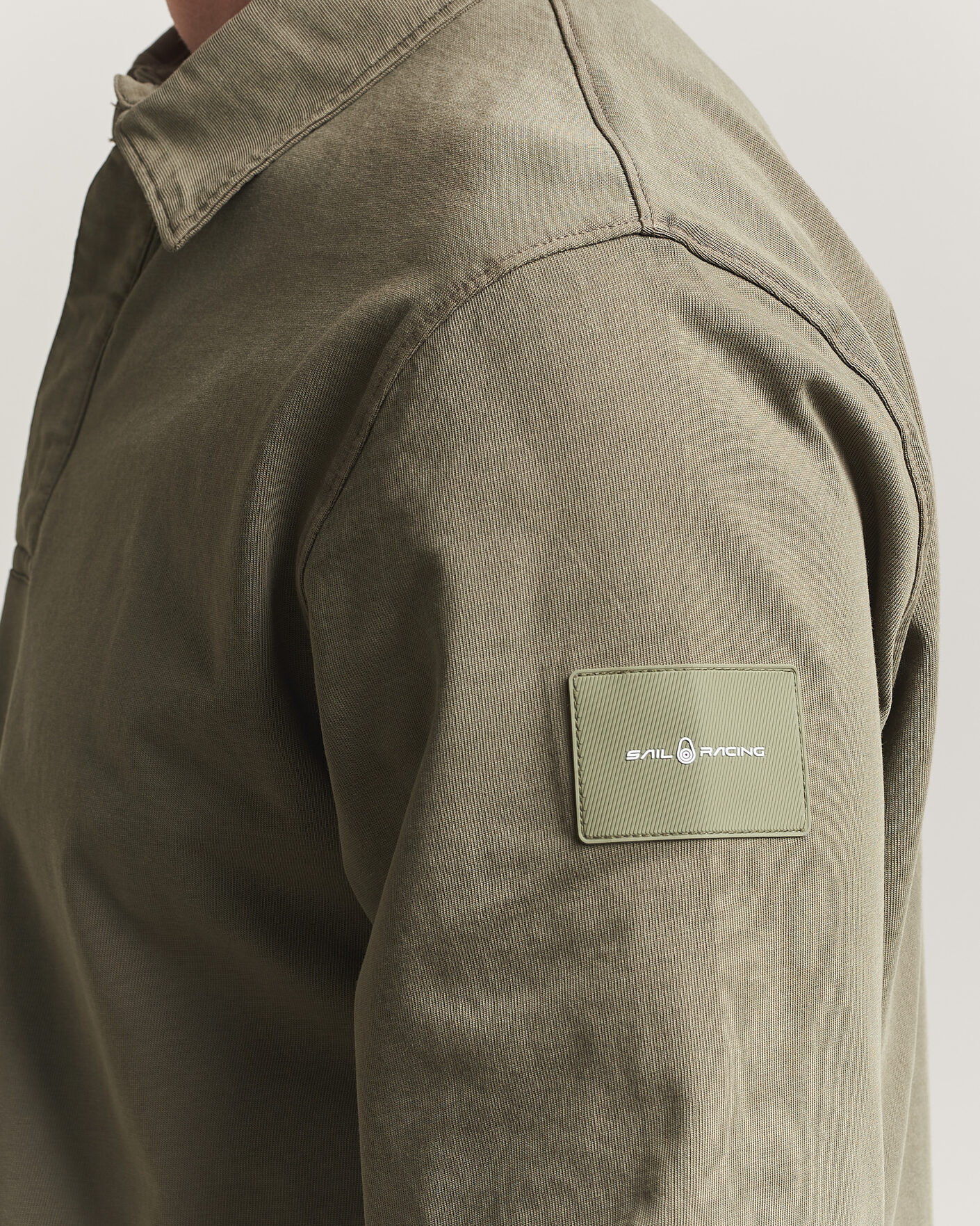 Herre | Gensere | Sail Racing | Wind Pigment Dyed Rugger Mud Green