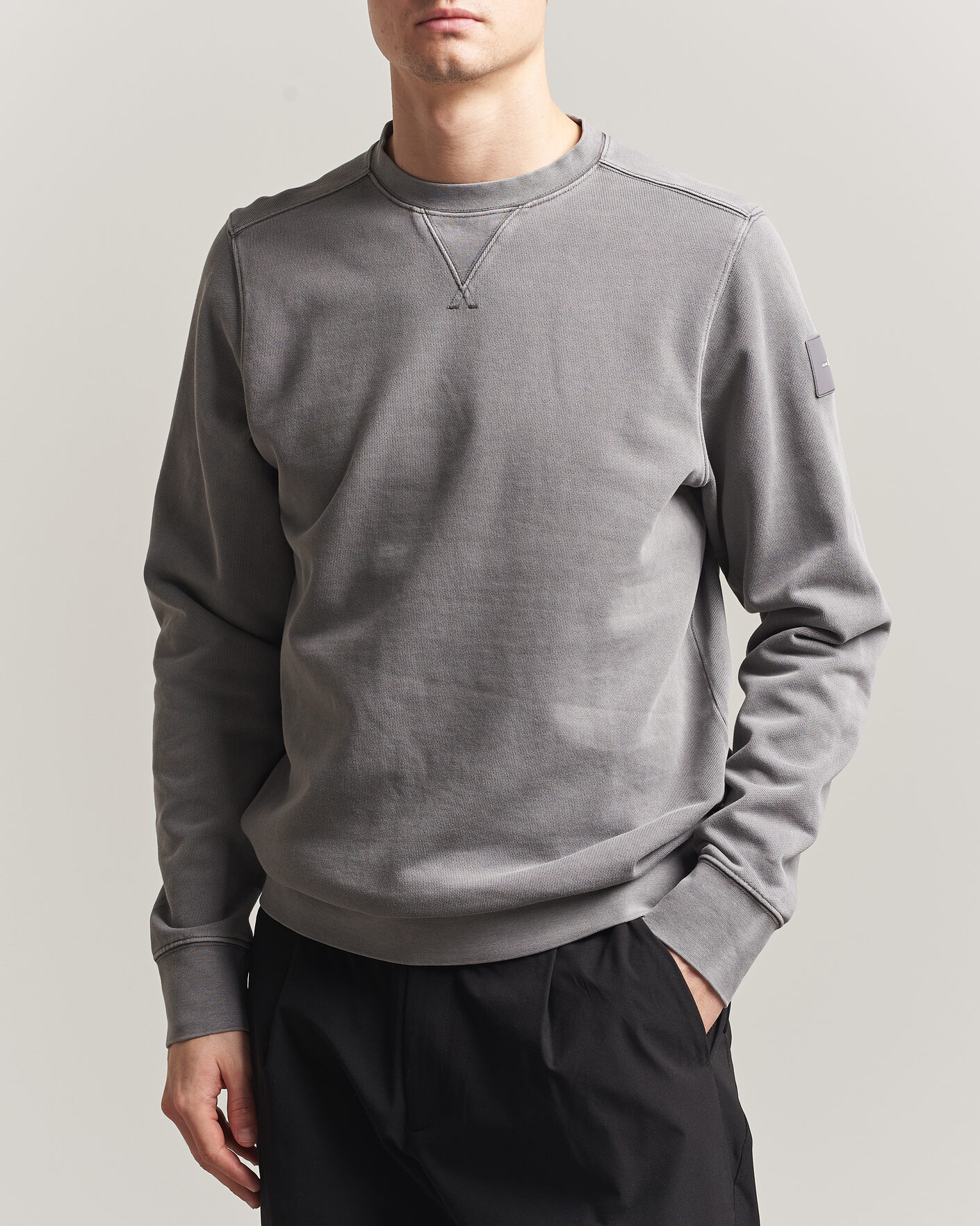 Herre | Gensere | Sail Racing | Wind Pigment Dyed Sweatshirt Frost Grey