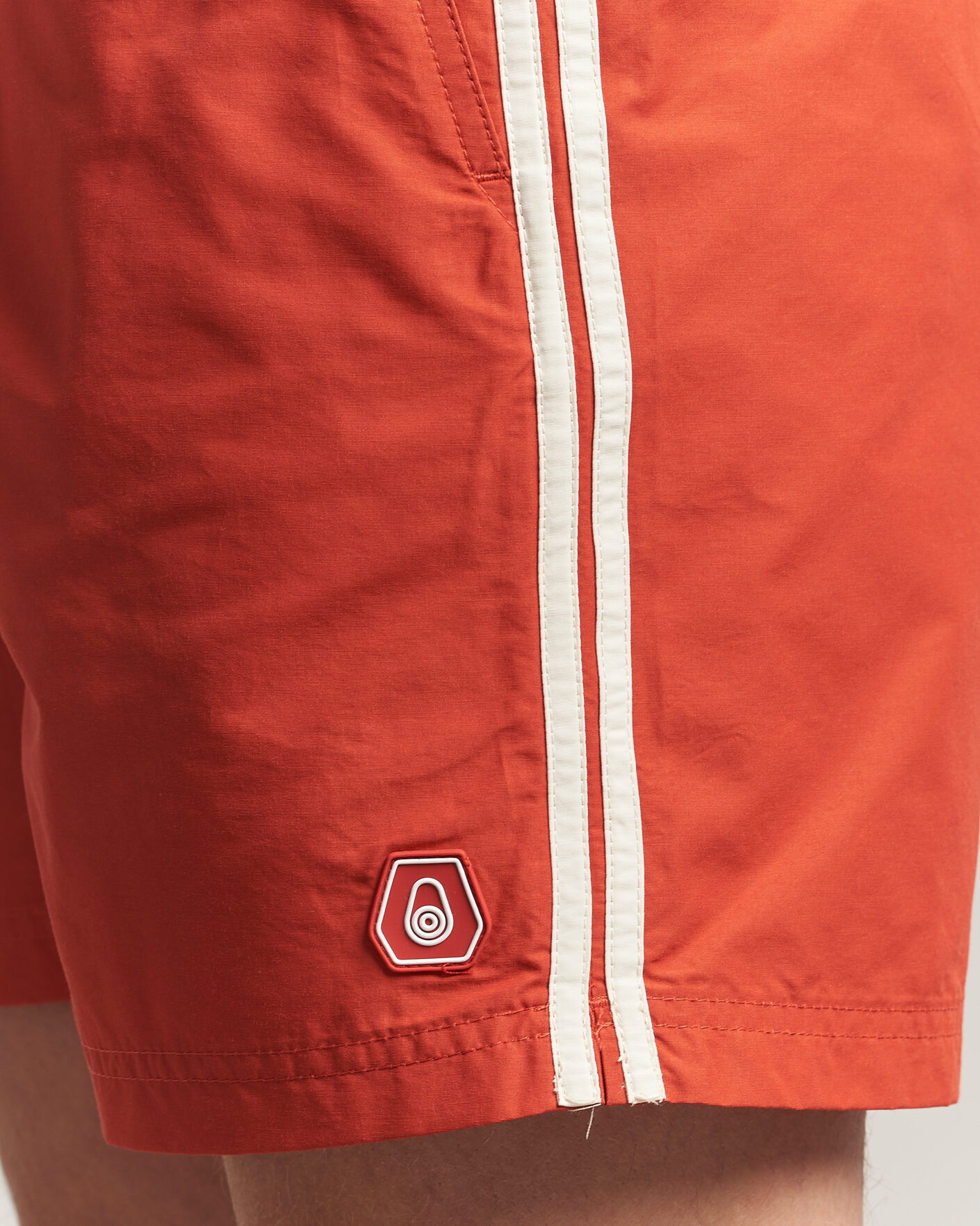Herre | Badeshorts | Sail Racing | Fleet Swimshorts Aurora Red