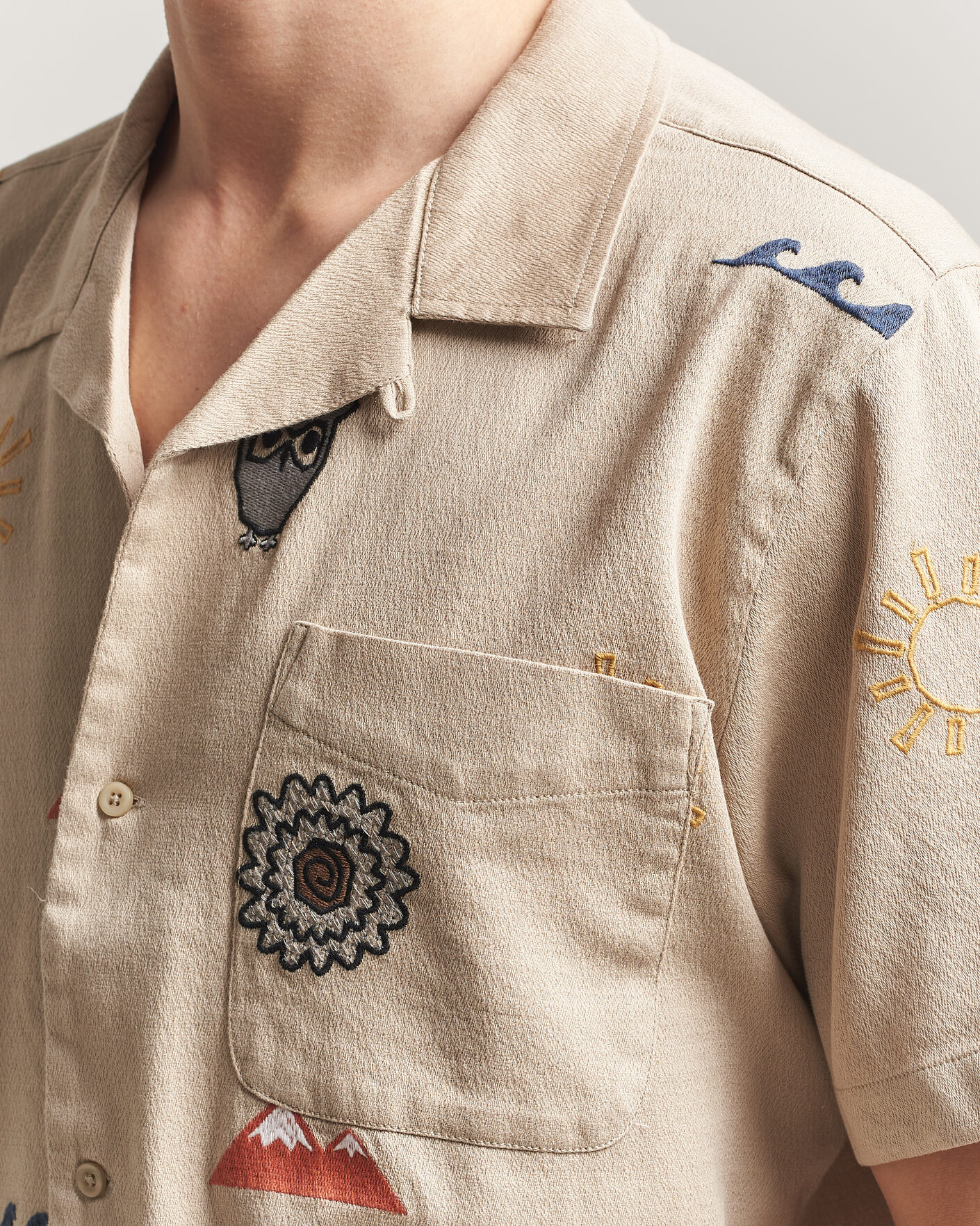 Herre | Skjorter | KnowledgeCotton Apparel | Relaxed Embroidery Shirt Light Feather Grey