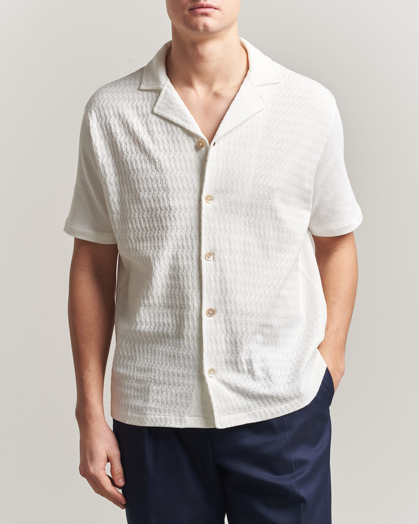 Herre | Skjorter | Oscar Jacobson | Kirk Knitted Short Sleeve Shirt Snow White