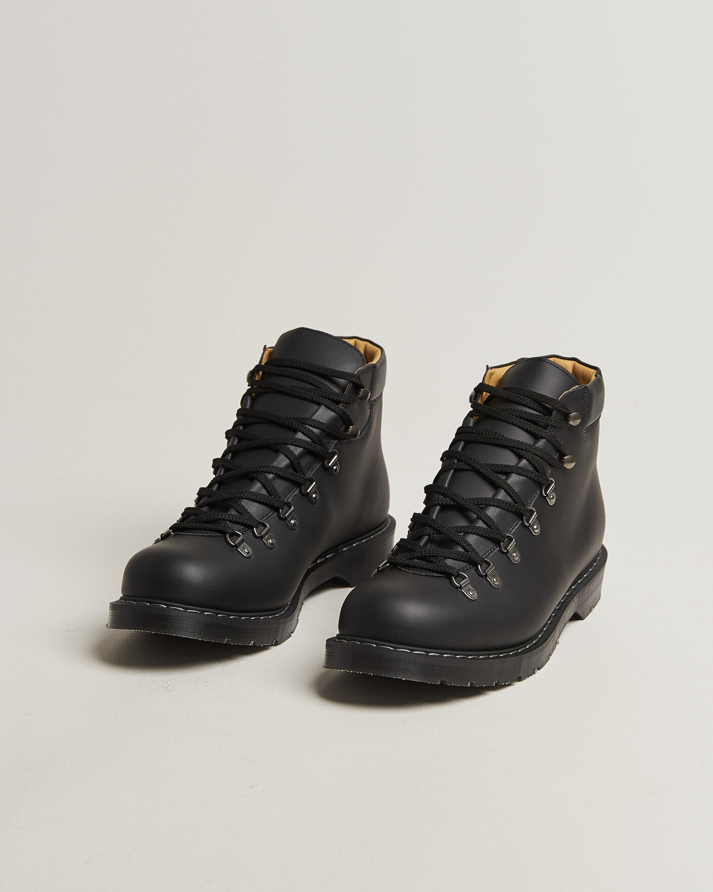 Herre | Støvler | Solovair | Urban Hiker Boot Black Waxy