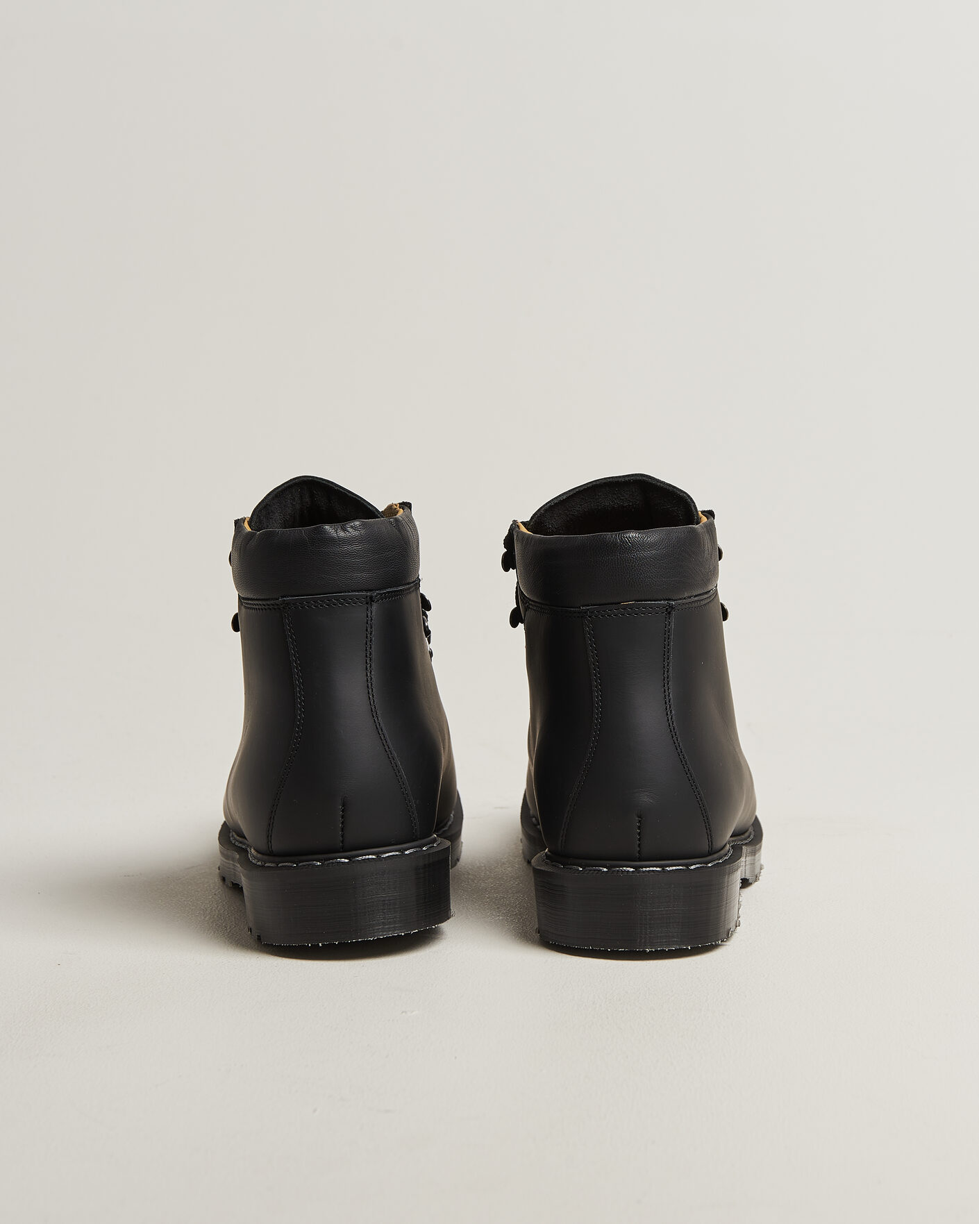 Herre | Støvler | Solovair | Urban Hiker Boot Black Waxy