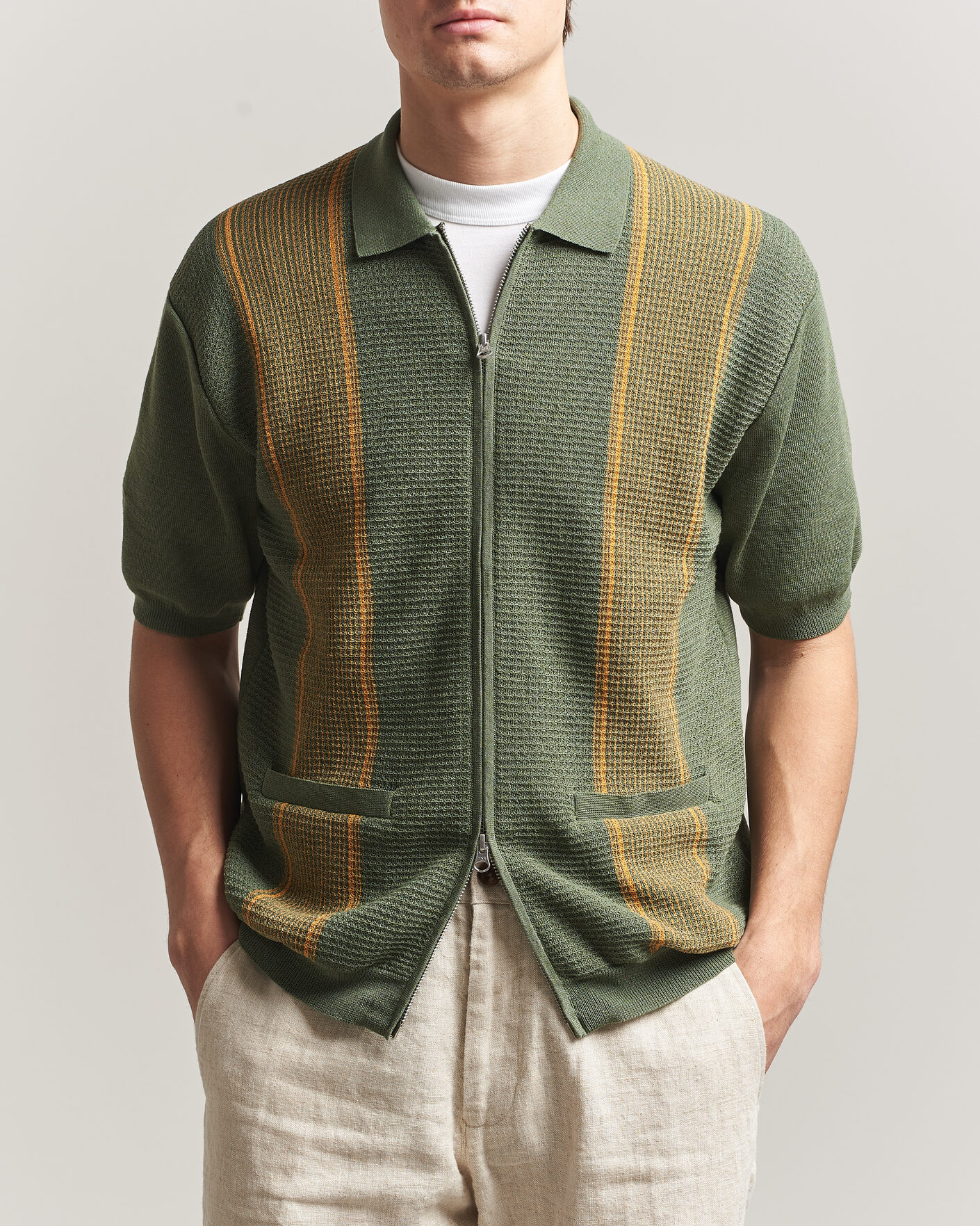 Herre | Pikéer | BEAMS PLUS | Zip Knit Striped Polo Olive