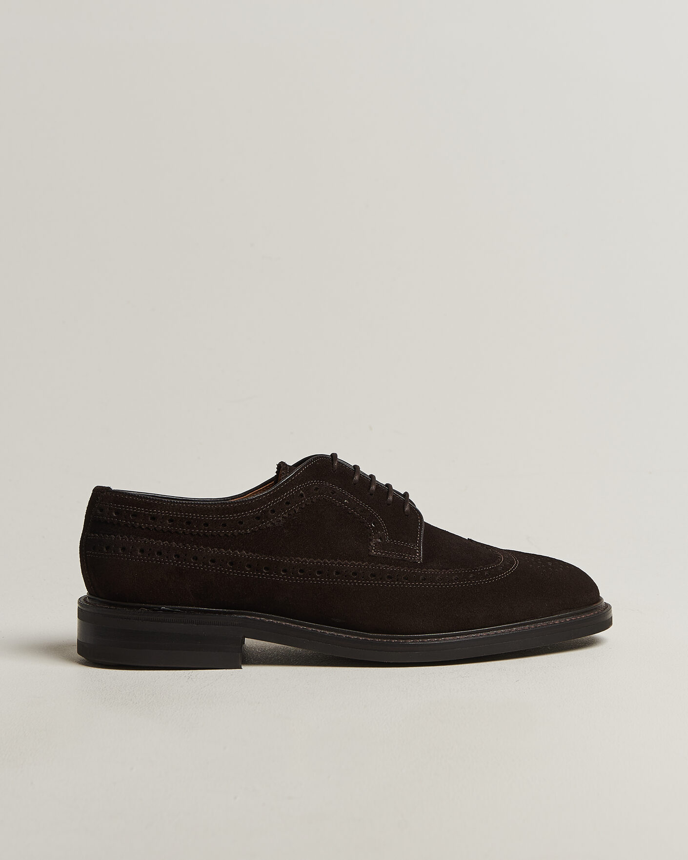Herre | Derbys | Loake Shoemakers | Sovereign Longwing Suede Derby Dark Brown