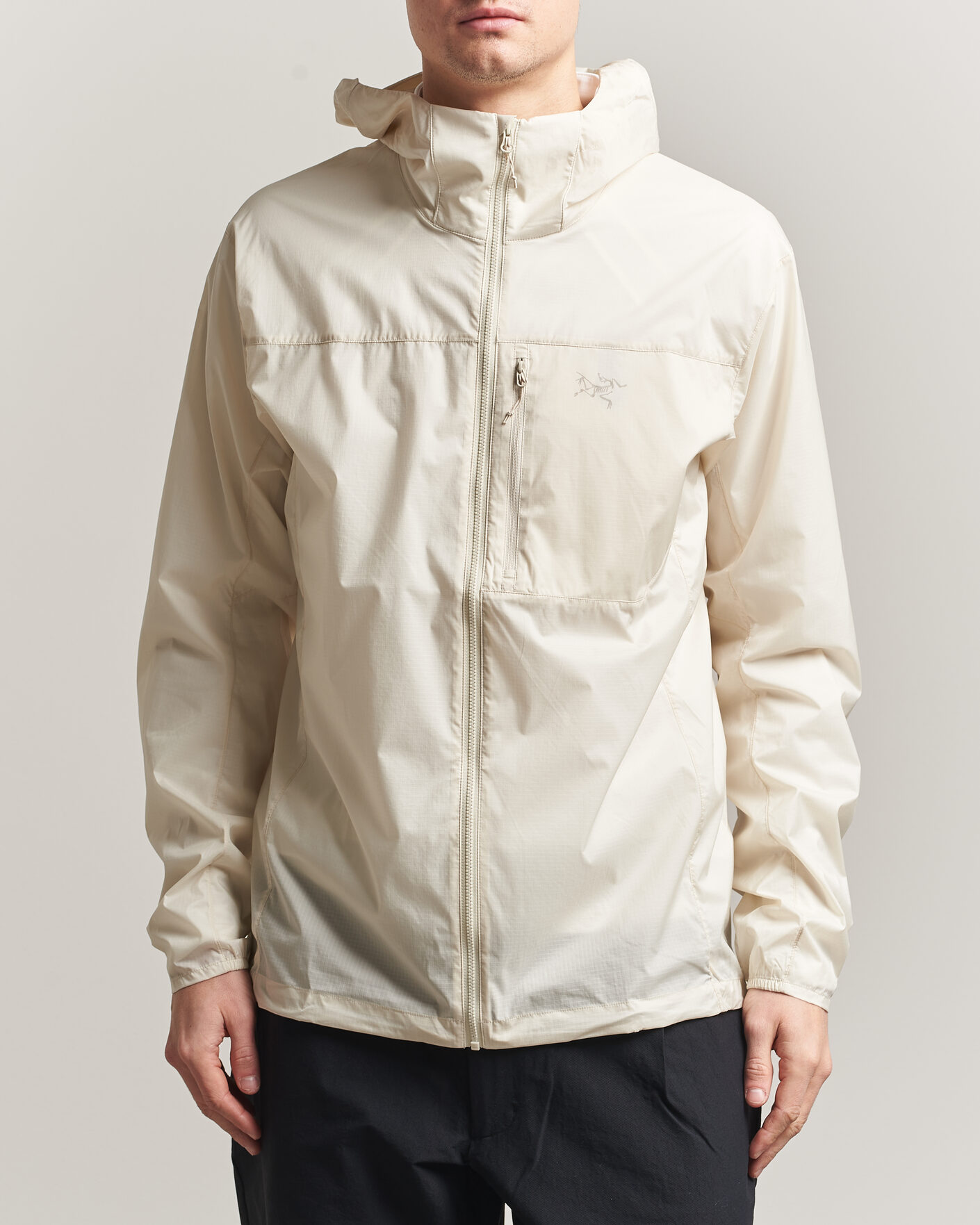 Herre | Jakker | Arc'teryx | Squamish Lightweight Hooded Jacket Sea Salt