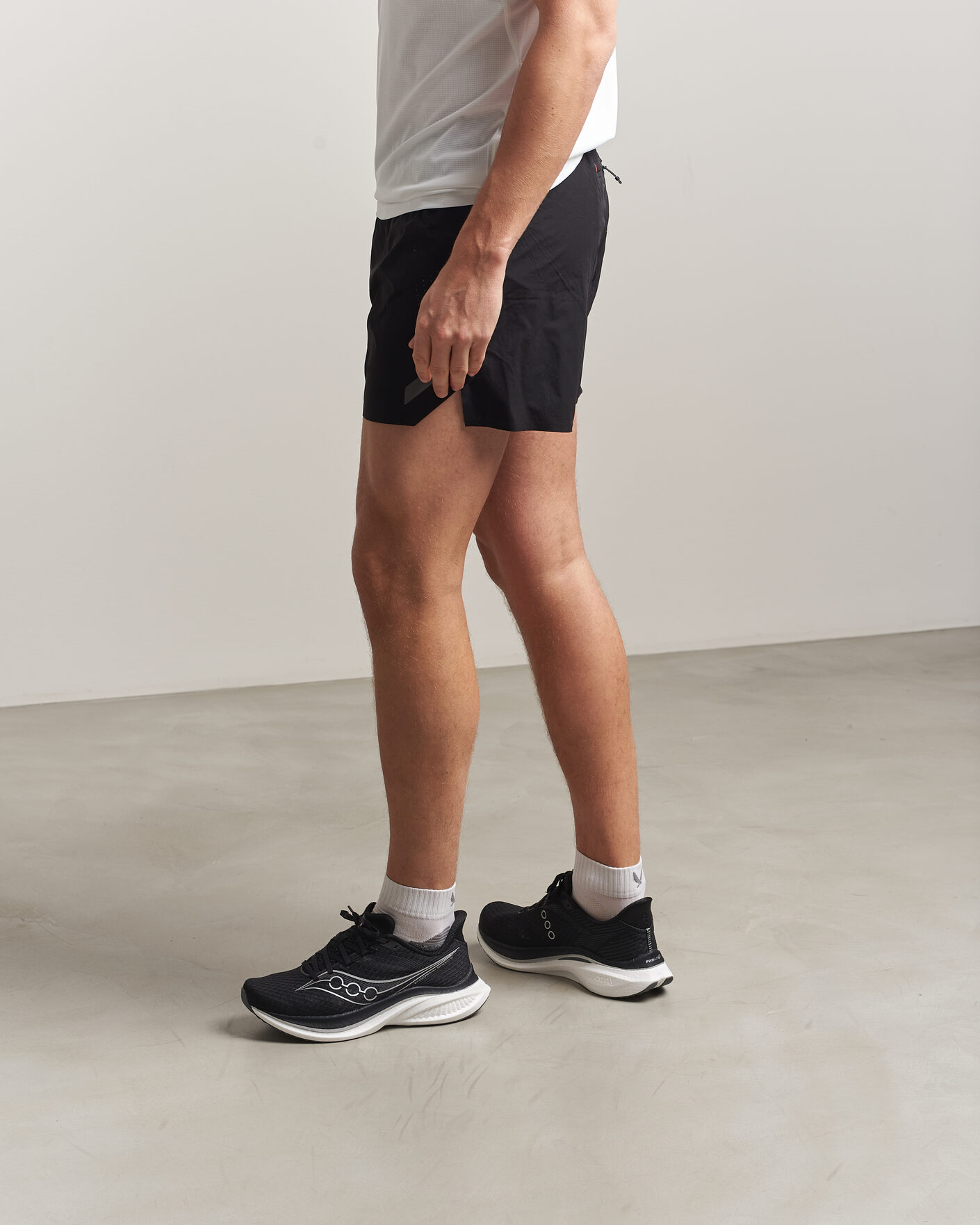 Herre | Løpesko | Saucony | Endorphin Speed 5 Black/White
