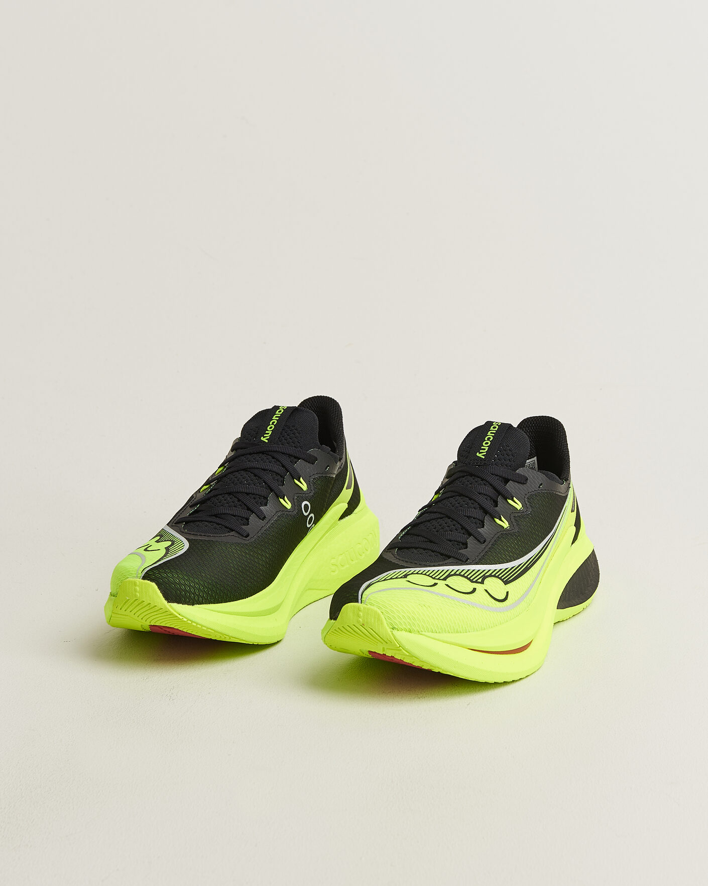 Herre | Løpesko | Saucony | Endorphin Pro 5 Black/Shock