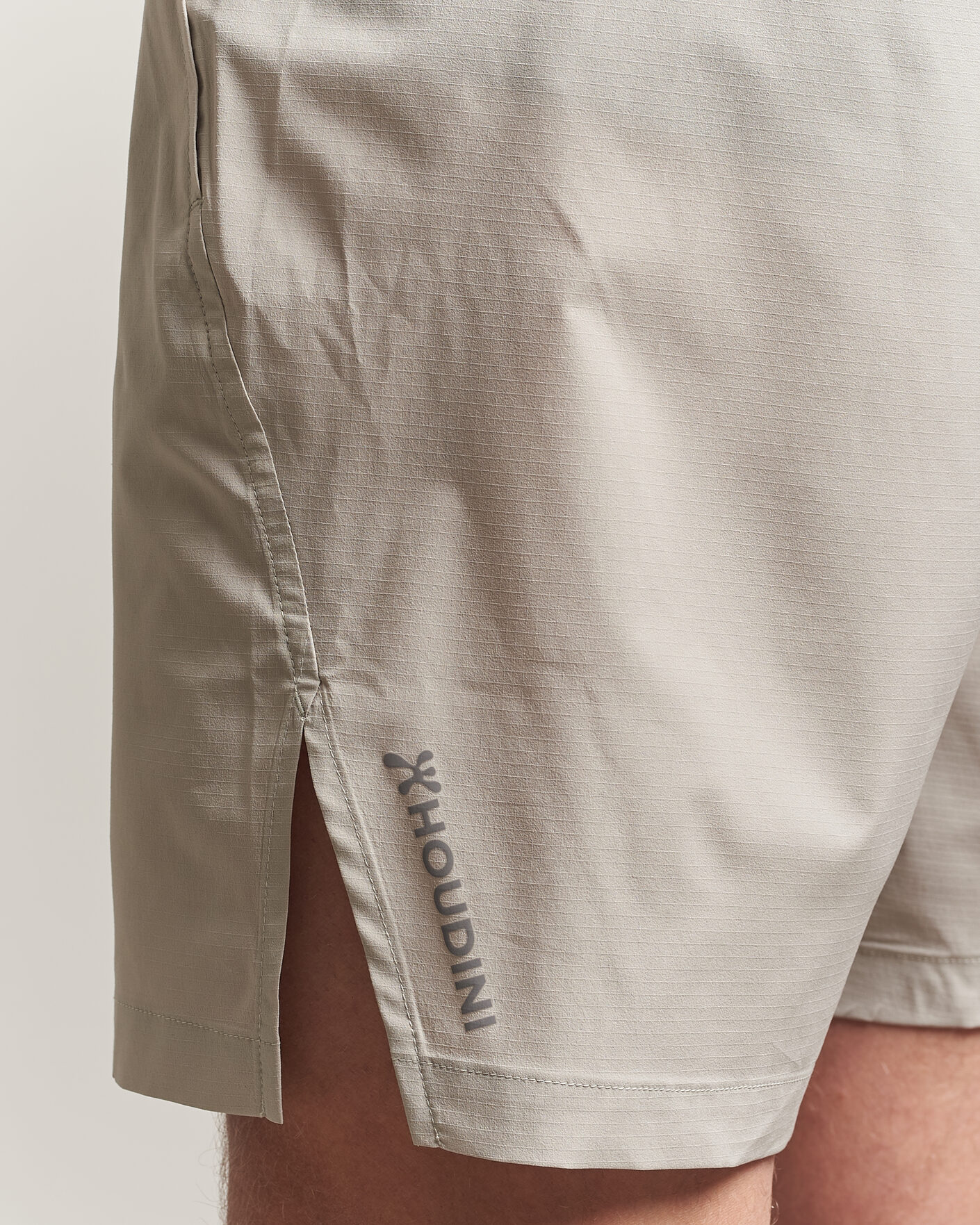 Herre | Shorts | Houdini | Pace Light Shorts Greenish Grey