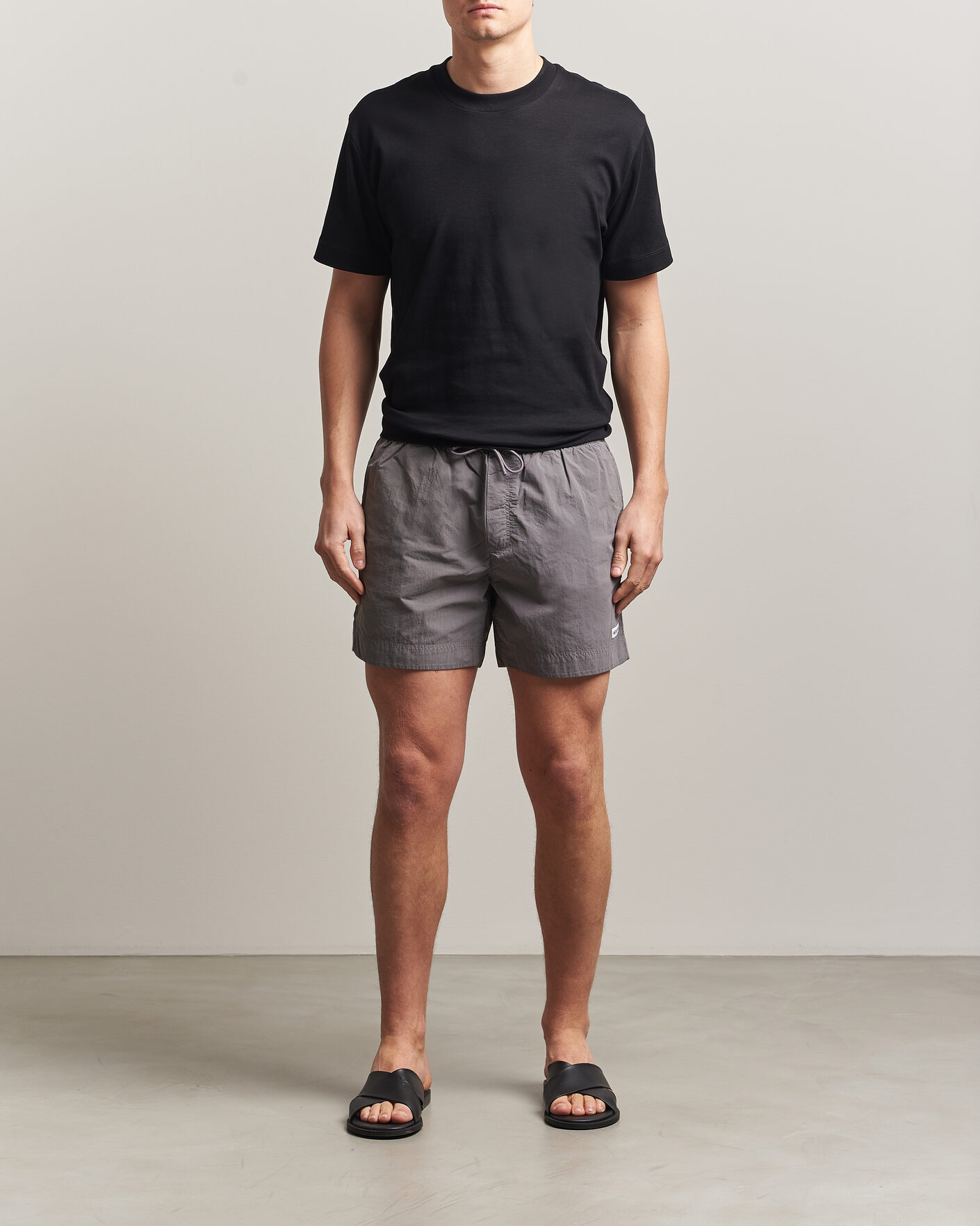 Herre | Badeshorts | Woolrich | Solid Garment Dyed Swimshorts Chark