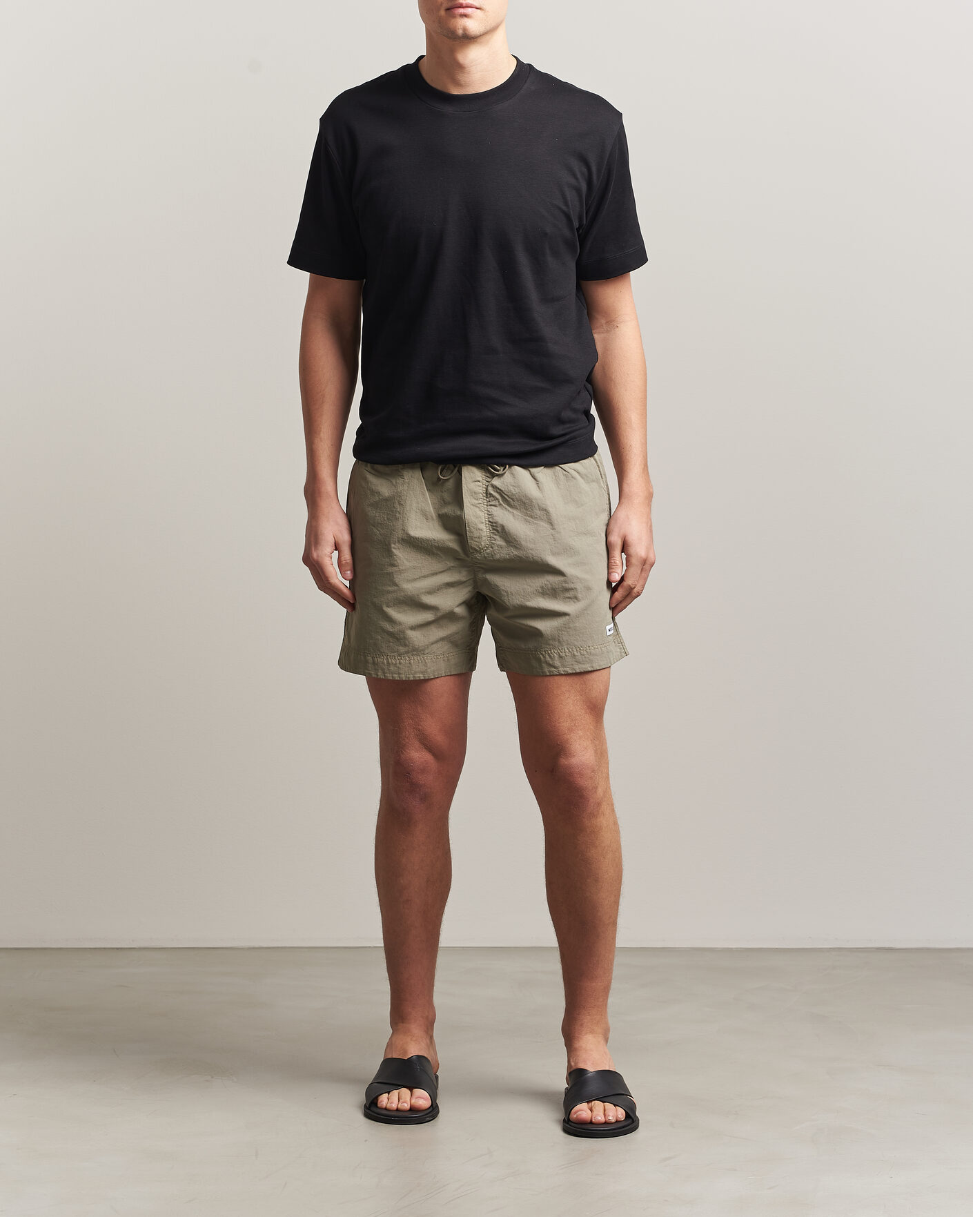Herre | Badeshorts | Woolrich | Solid Garment Dyed Swimshorts Smokey Olive
