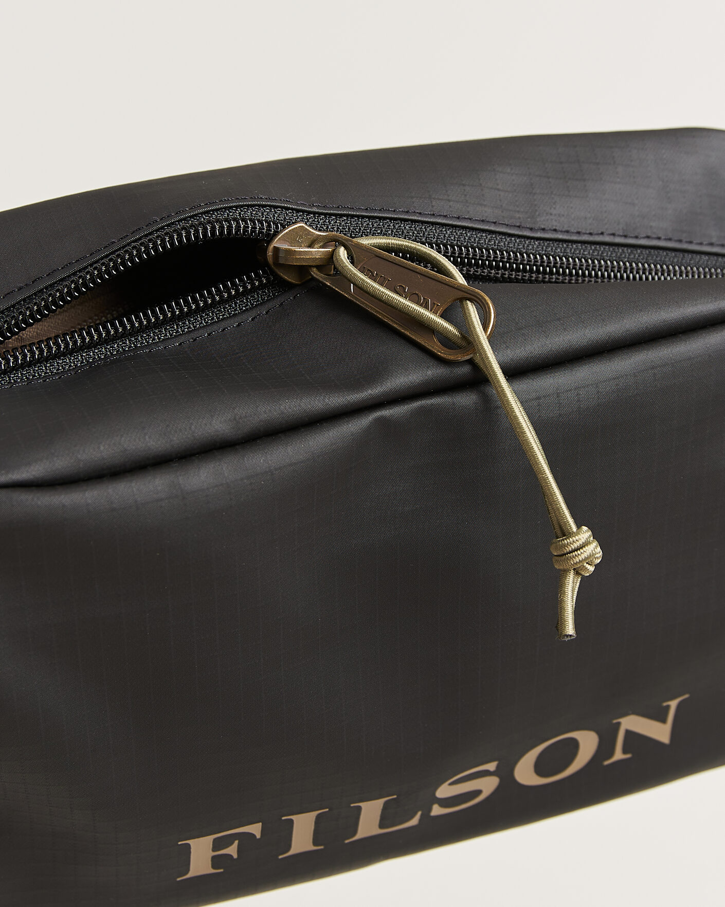 Herre | Vesker | Filson | All Weather Travel Pack Black