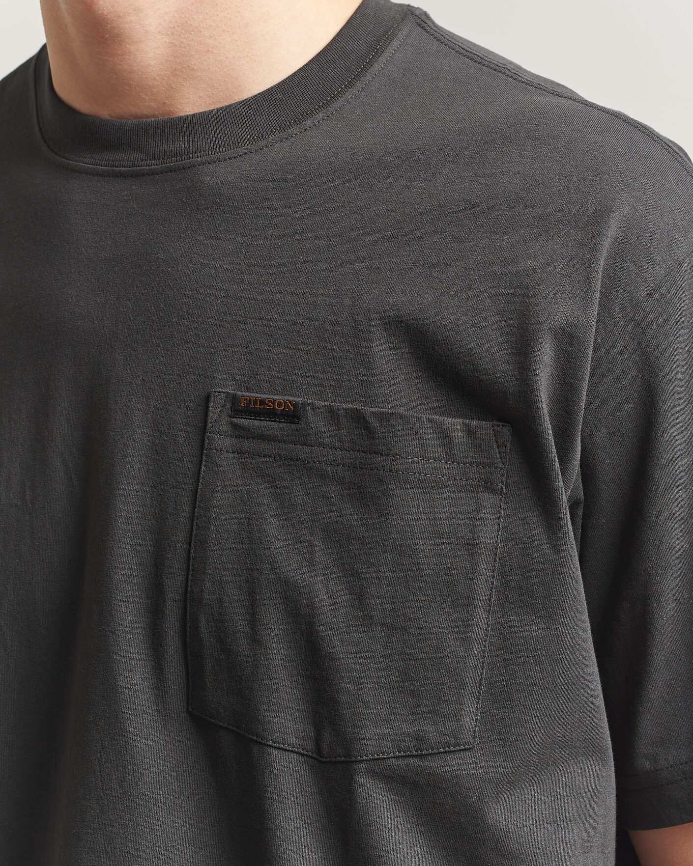 Herre | T-Shirts | Filson | Pocket T-Shirt Faded Black