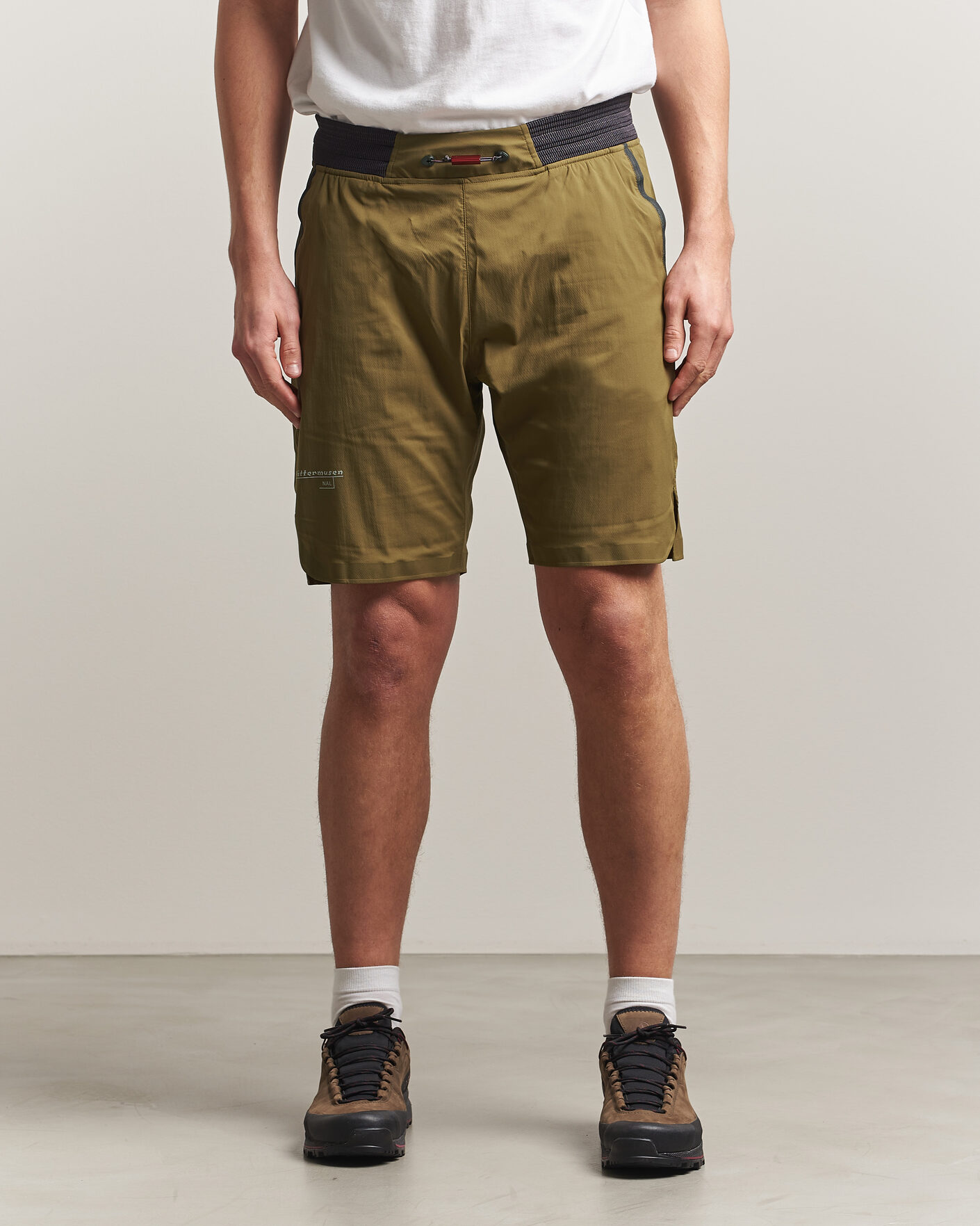 Herre | Shorts | Klättermusen | Nal Windbreaker Shorts Olive