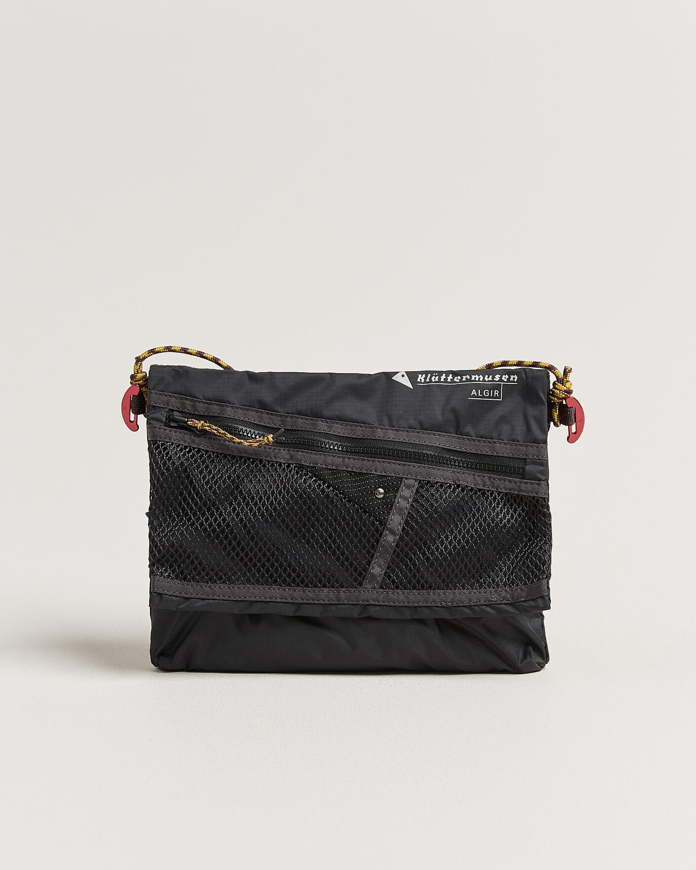 Herre | Vesker | Klättermusen | Algir Foldover Bag Raven