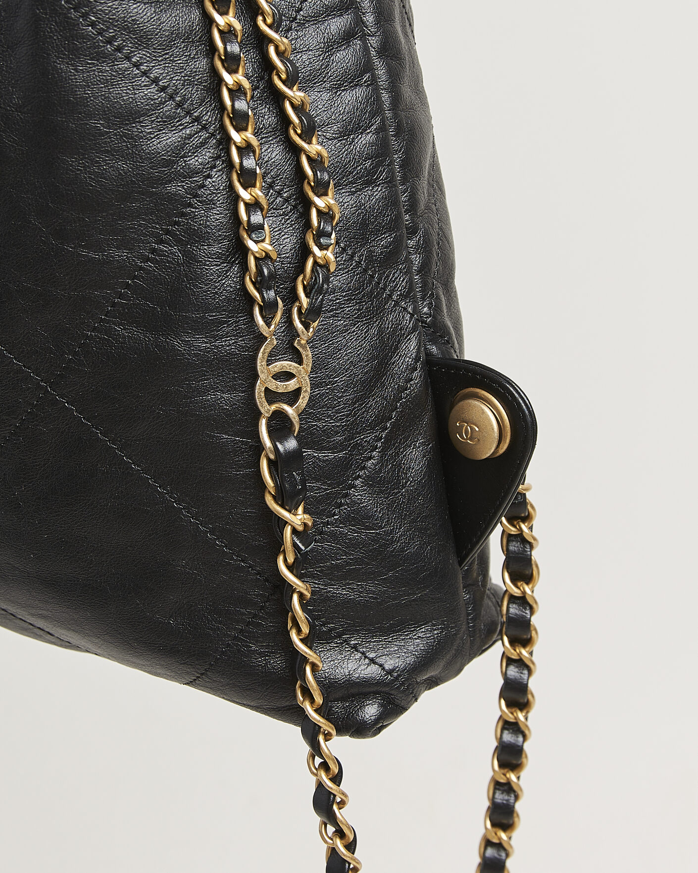 Herre | Pre-Owned & Vintage Bags | Chanel Pre-Owned | Chanel 22 Backpack Black Black