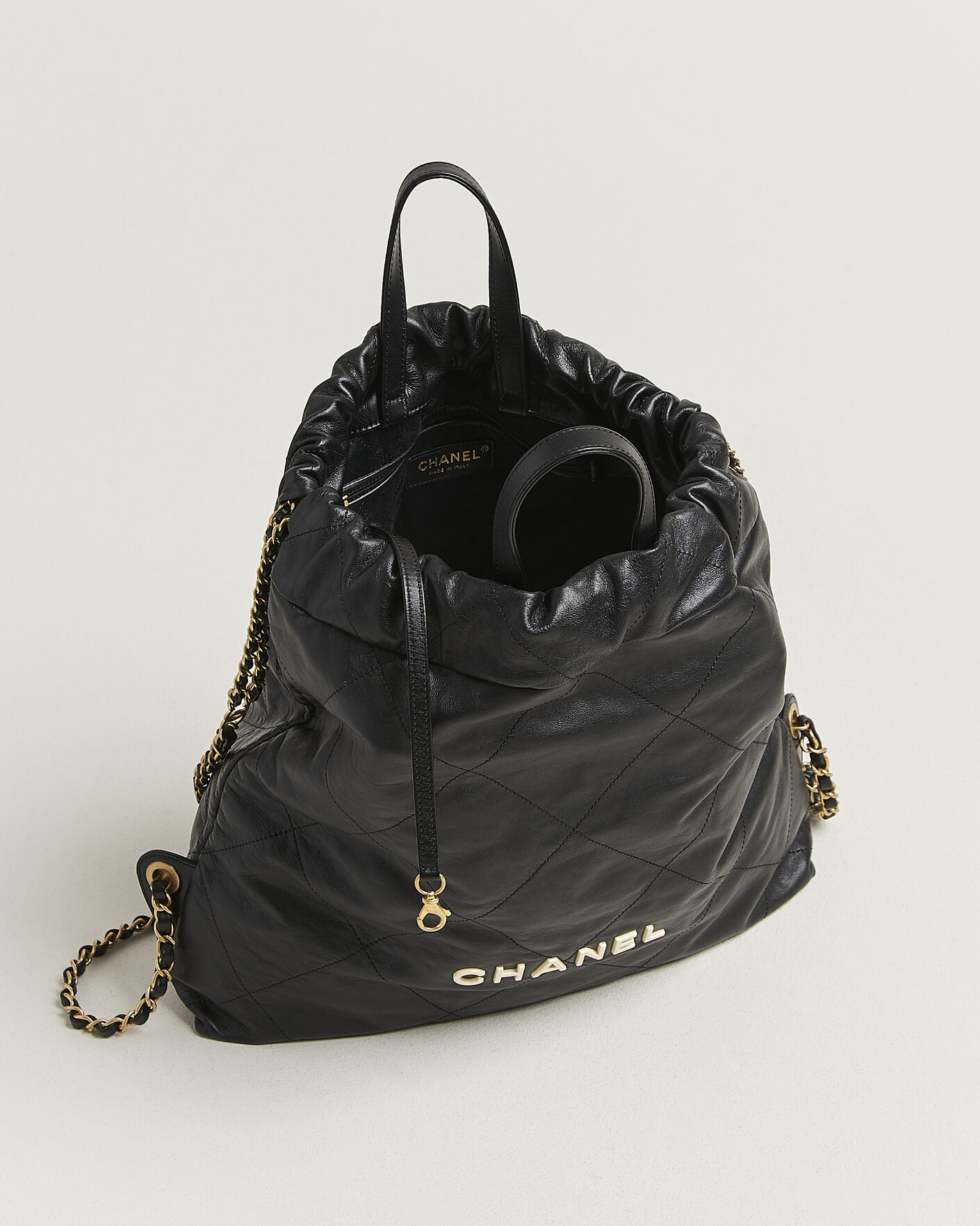 Herre | Pre-Owned & Vintage Bags | Chanel Pre-Owned | Chanel 22 Backpack Black Black