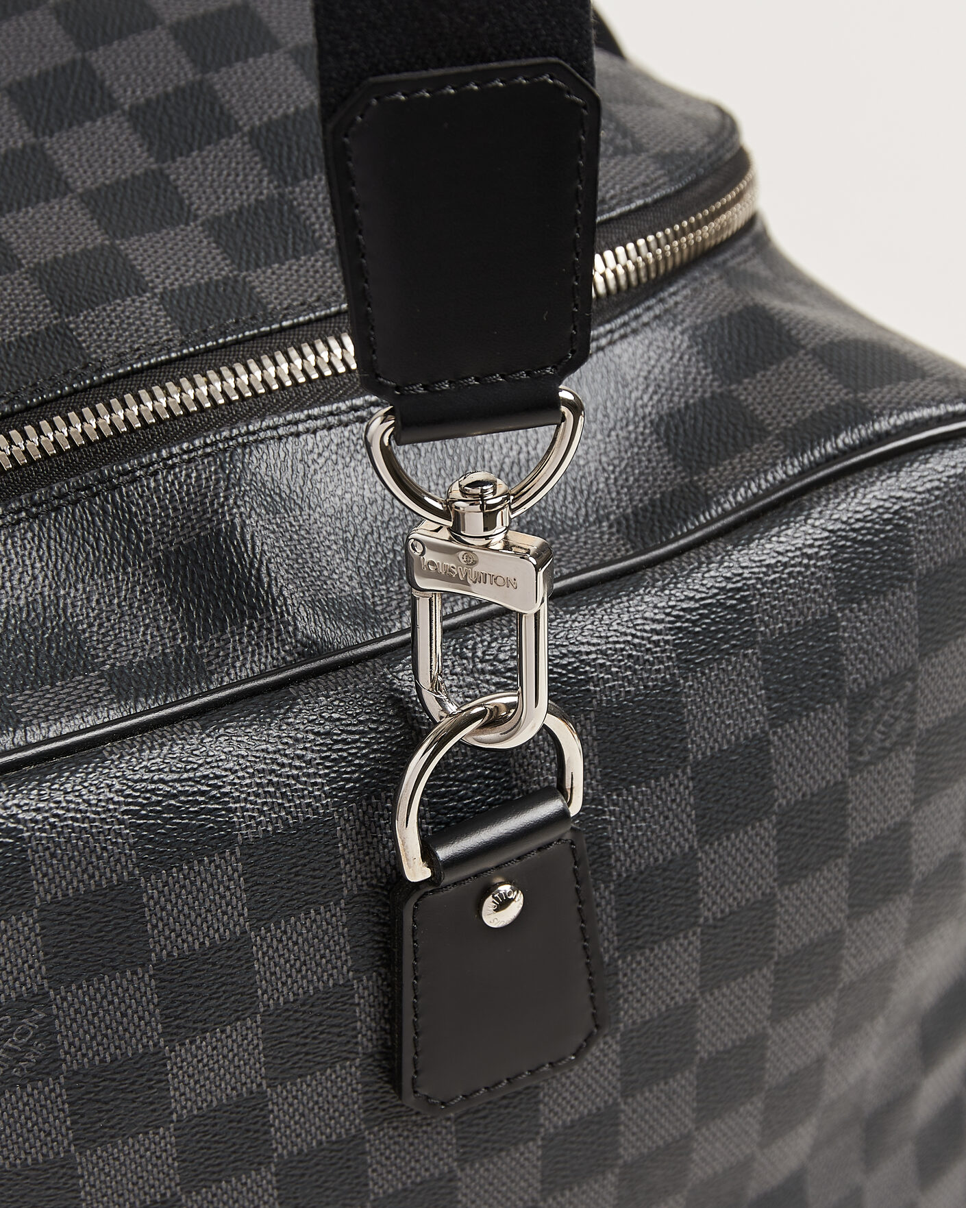 Herre | Pre-Owned & Vintage Bags | Louis Vuitton Pre-Owned | Roadster 50 Damier Graphite