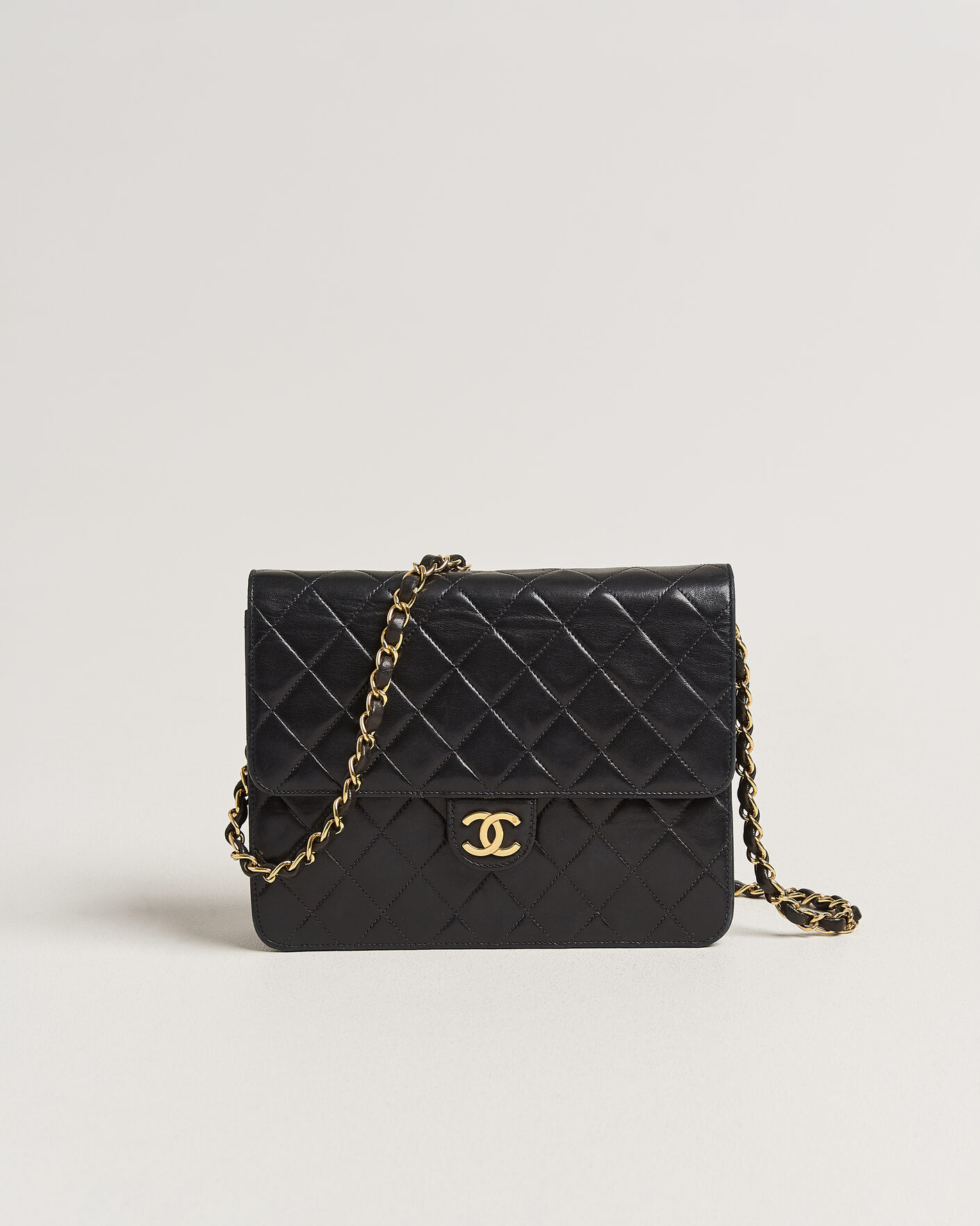 Herre | Pre-Owned & Vintage Bags | Chanel Pre-Owned | Single Flap Bag Black