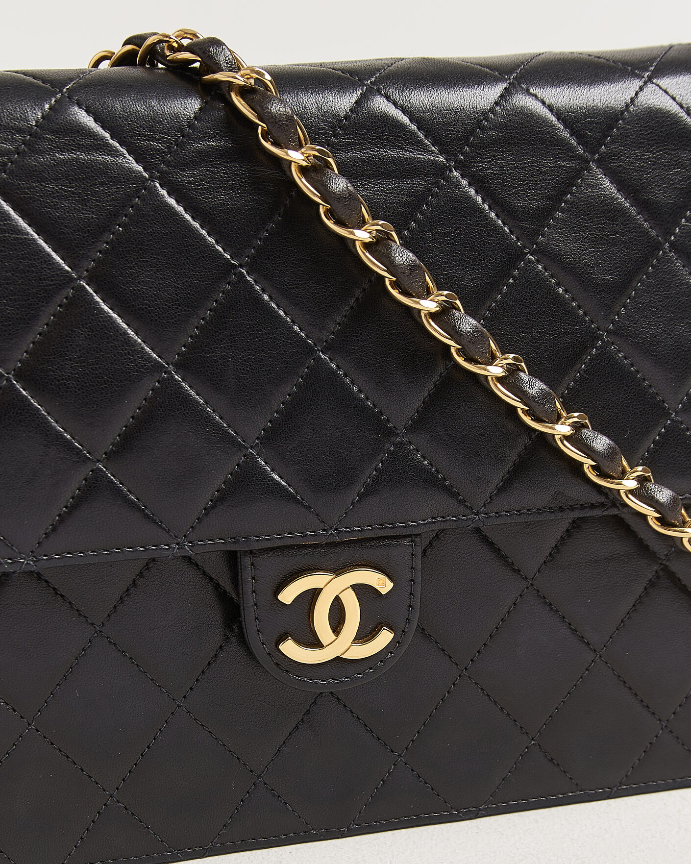 Herre | Pre-Owned & Vintage Bags | Chanel Pre-Owned | Single Flap Bag Black
