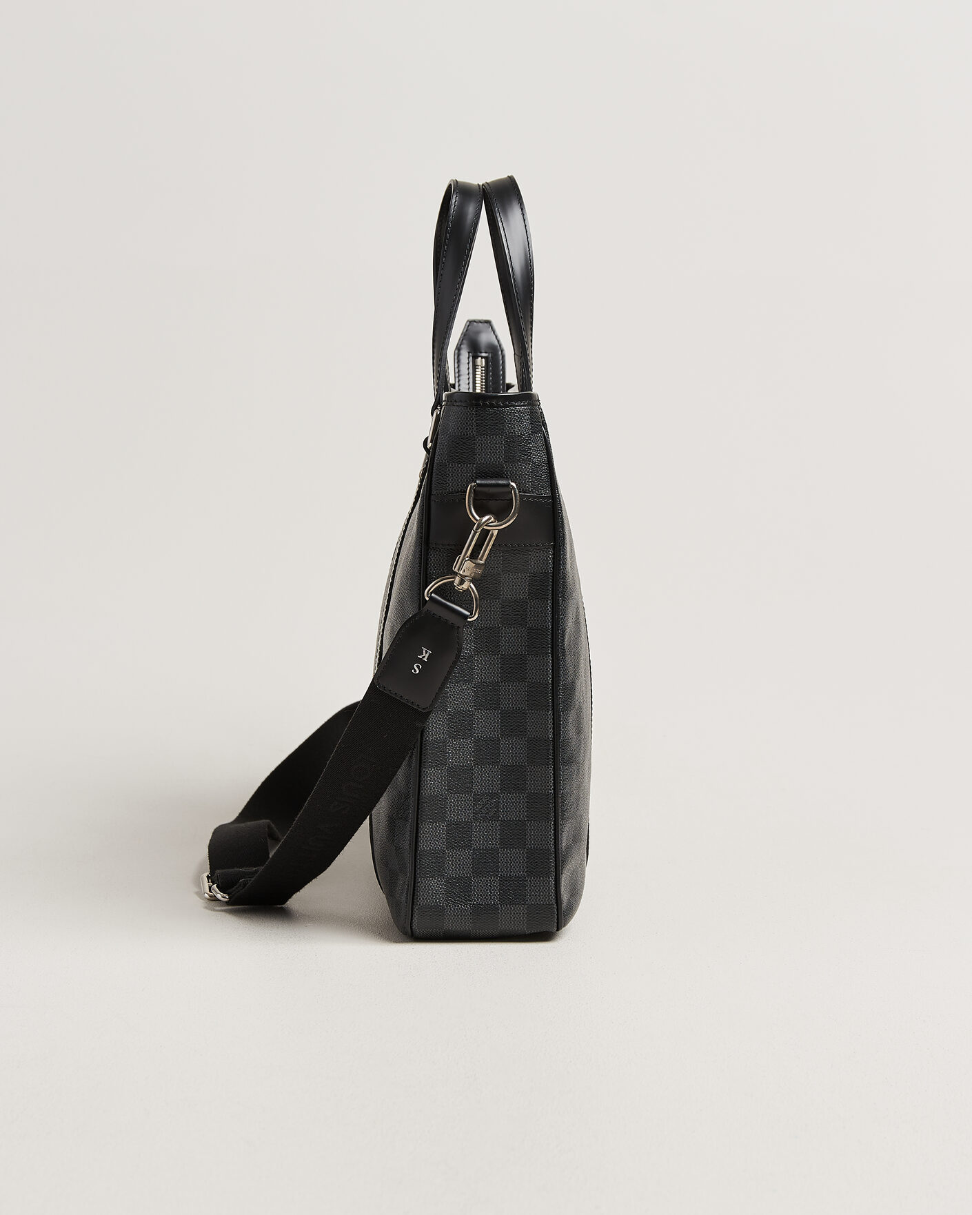 Herre | Pre-Owned & Vintage Bags | Louis Vuitton Pre-Owned | Tadao Tote bag PM Damier Graphite