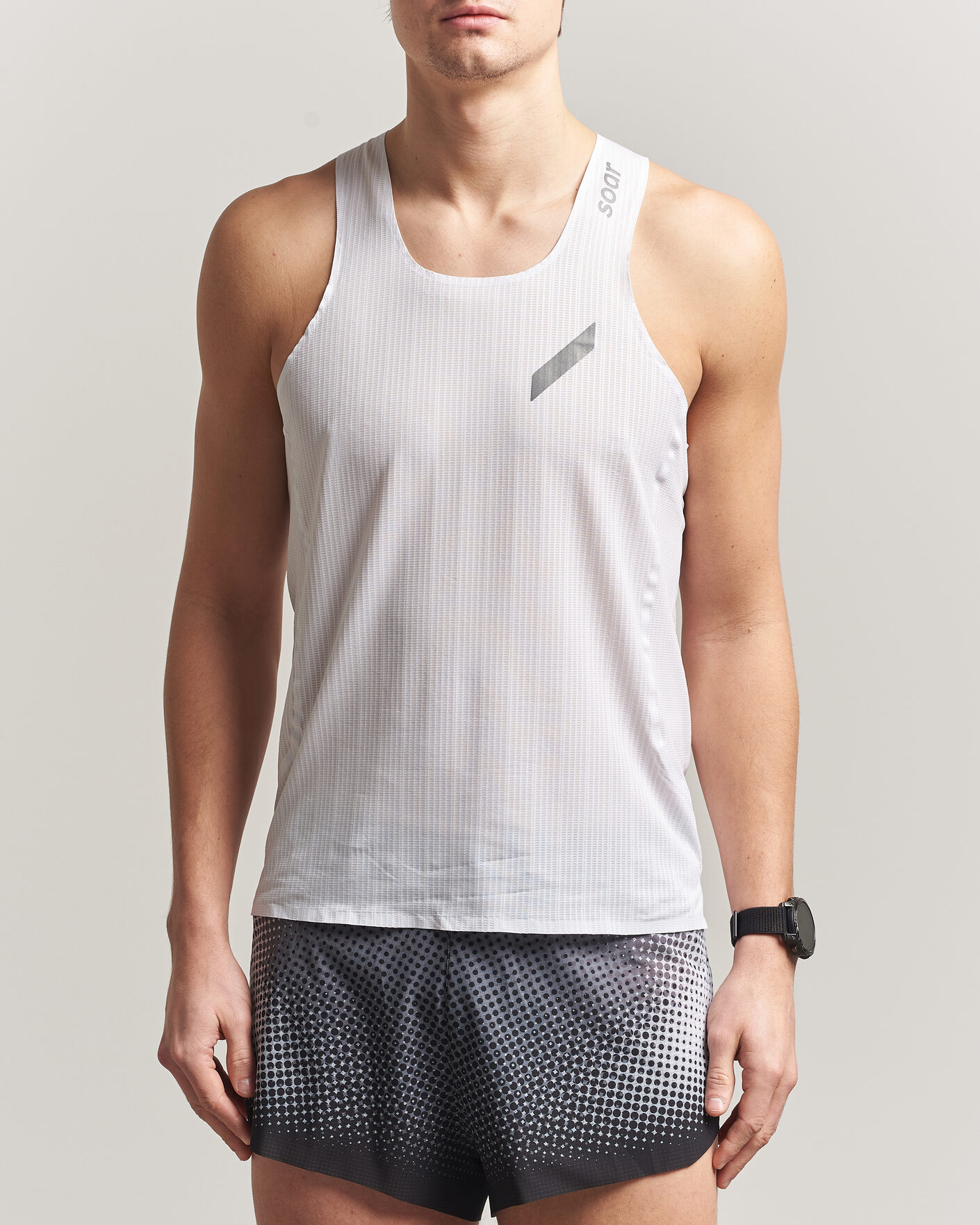 Herre | T-Shirts | SOAR Running | Race Vest White