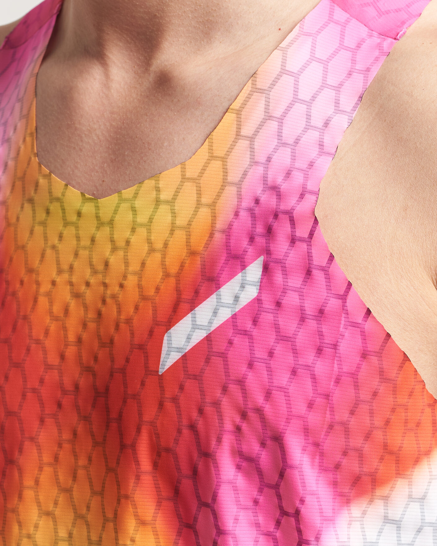 Herre | T-Shirts | SOAR Running | Graphene Race Vest Red/Orange