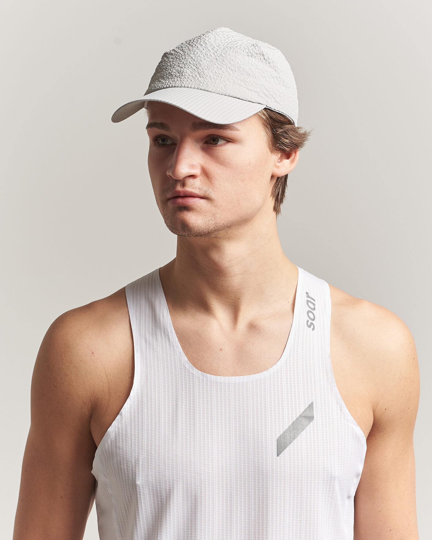 Herre | Hatter og capser | SOAR Running | Dart Cap Silver Grey
