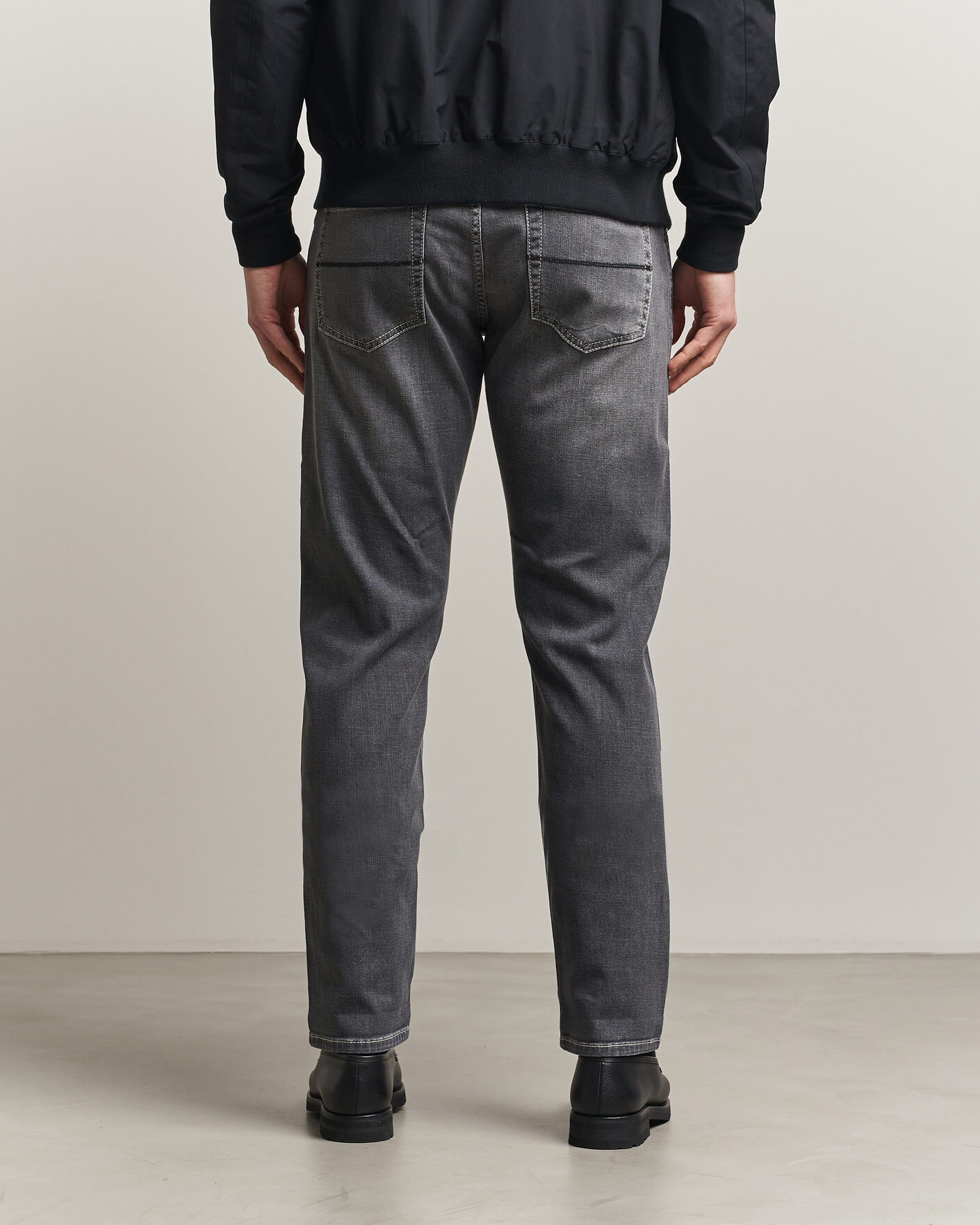 Herre | Jeans | Tramarossa | Michelangelo Contrast Seam Stretch Jeans Dark Grey