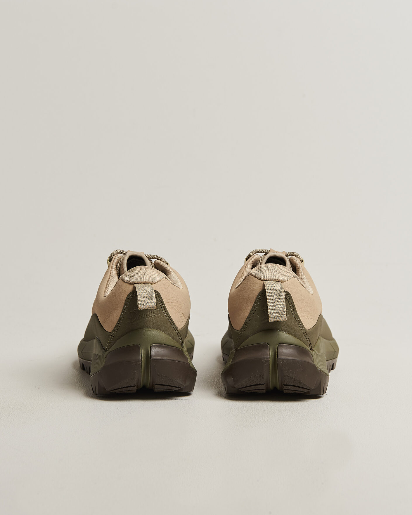 Herre | Tursko | Danner | MTN45 Nubuck Trail Shoe Beige/Green