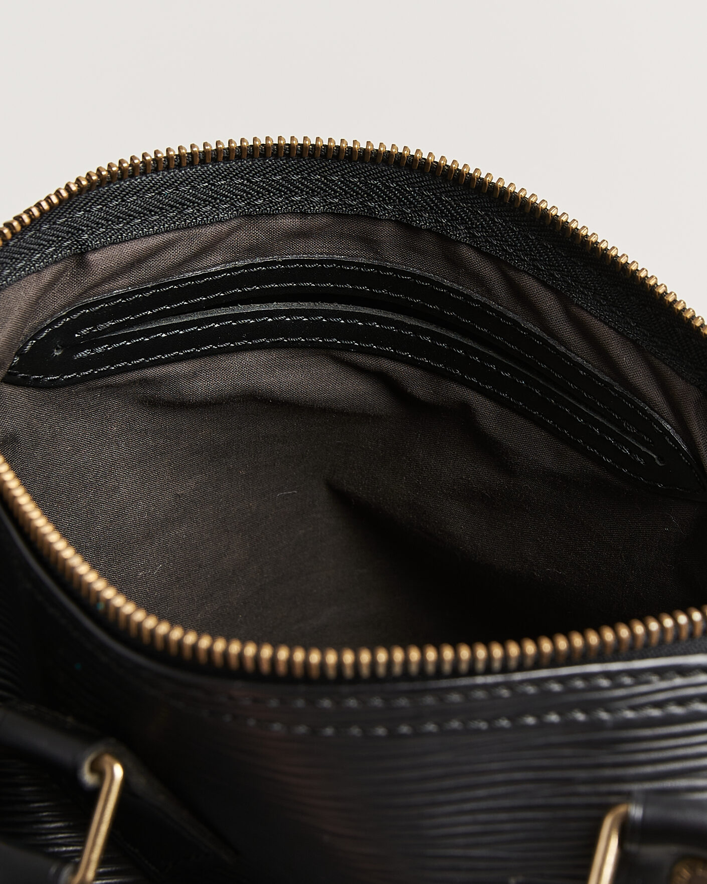 Herre | Pre-Owned & Vintage Bags | Louis Vuitton Pre-Owned | Speedy 25 Epi Leather Black