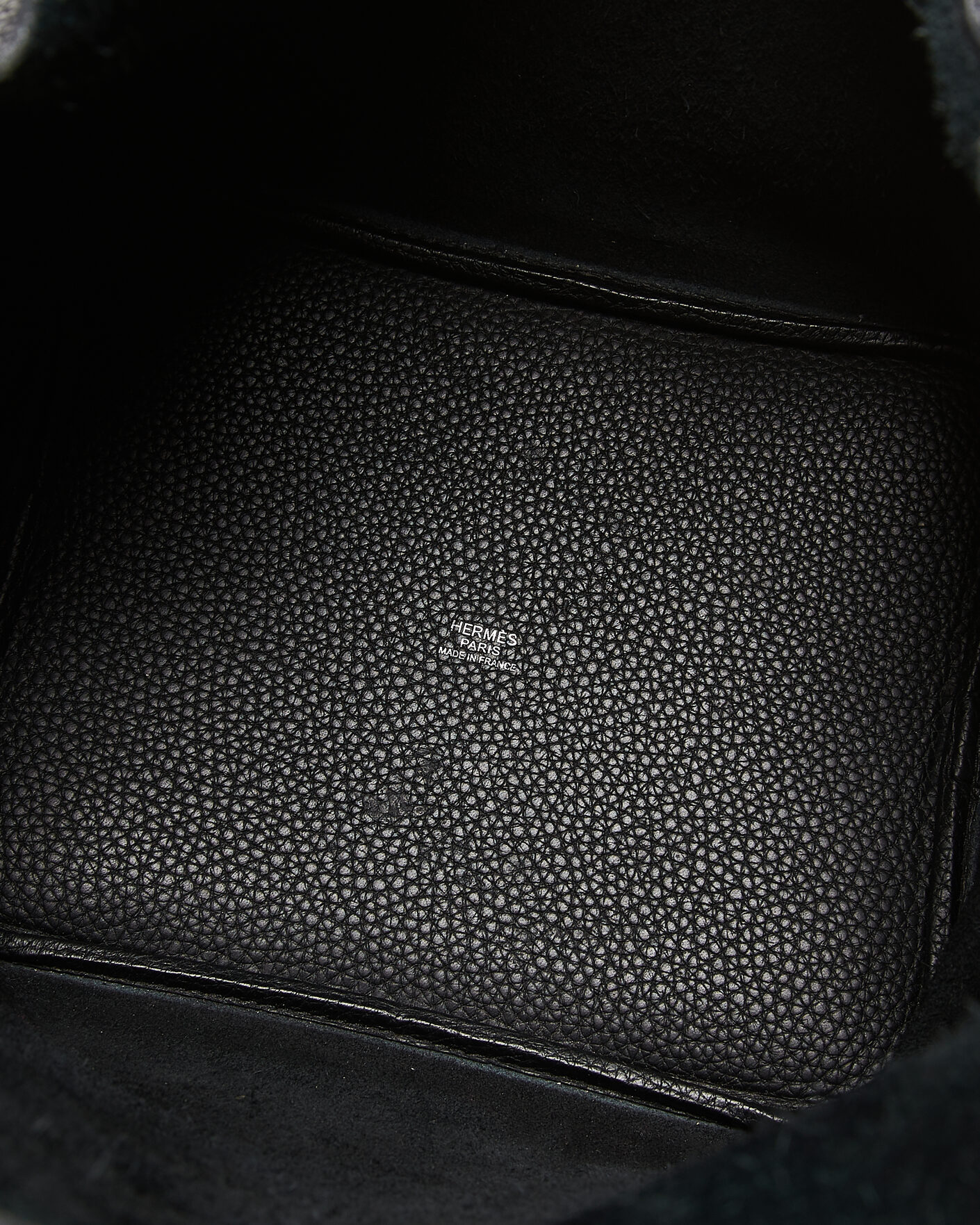 Herre | Pre-Owned & Vintage Bags | Hermès Pre-Owned | Picotin Lock 22 Taurillon Clemence Leather Black