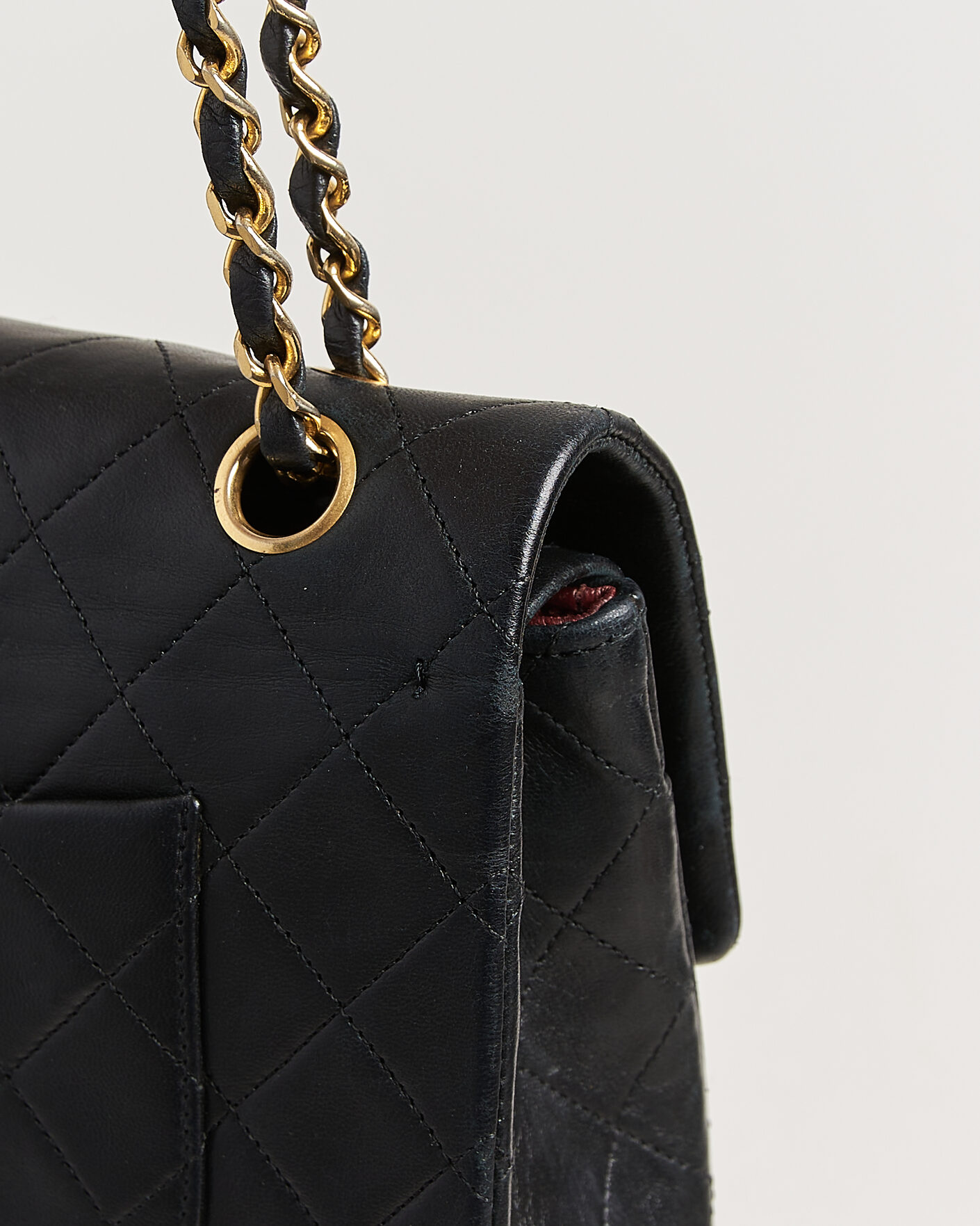 Herre | Pre-Owned & Vintage Bags | Chanel Pre-Owned | Classic Medium Double Flap Bag Lambskin Black