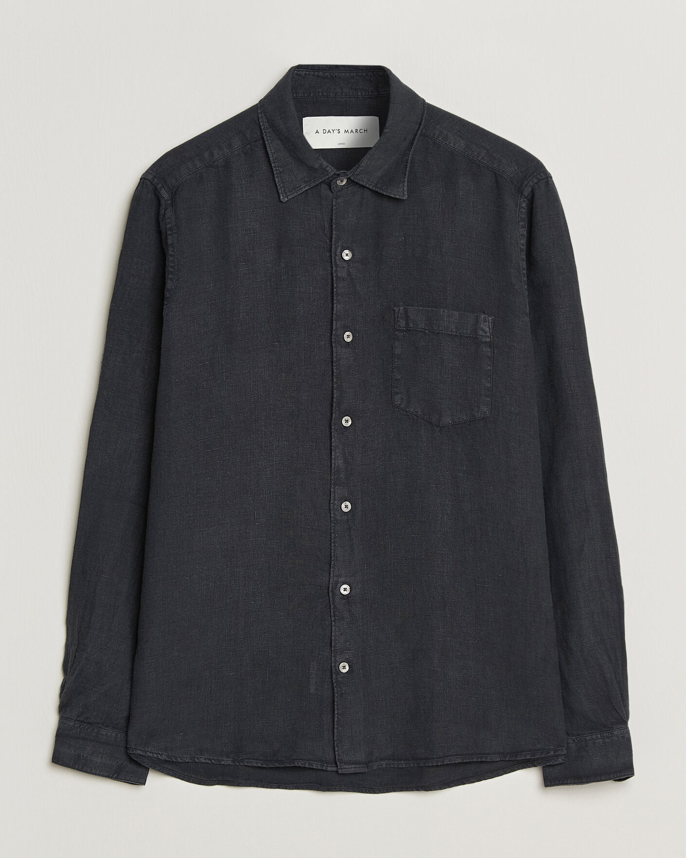 Herre | Skjorter | A Day's March | Daintree Linen Shirt Off Black