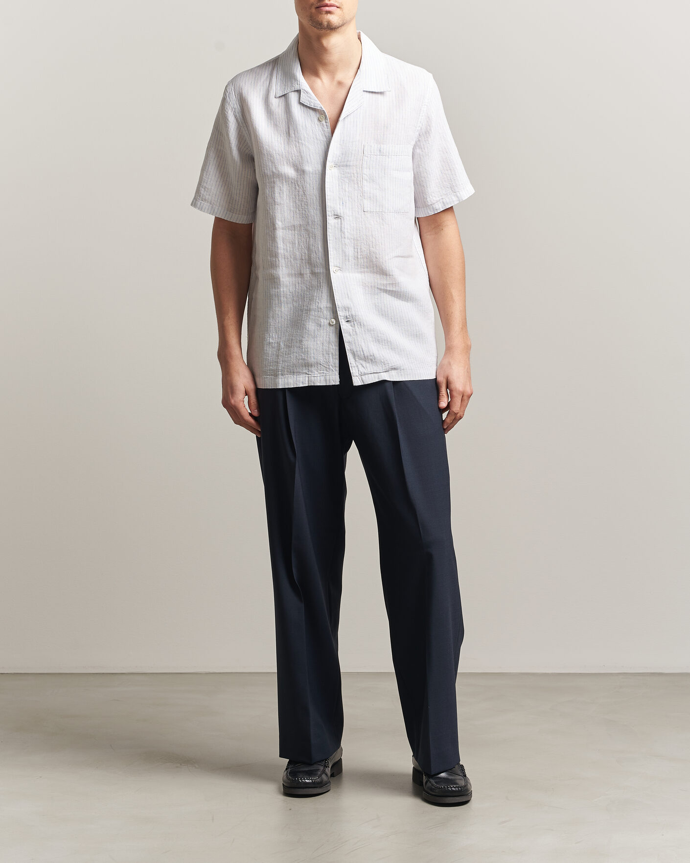 Herre | Skjorter | A Day's March | Yamu Striped Linen Short Sleeve Shirt White