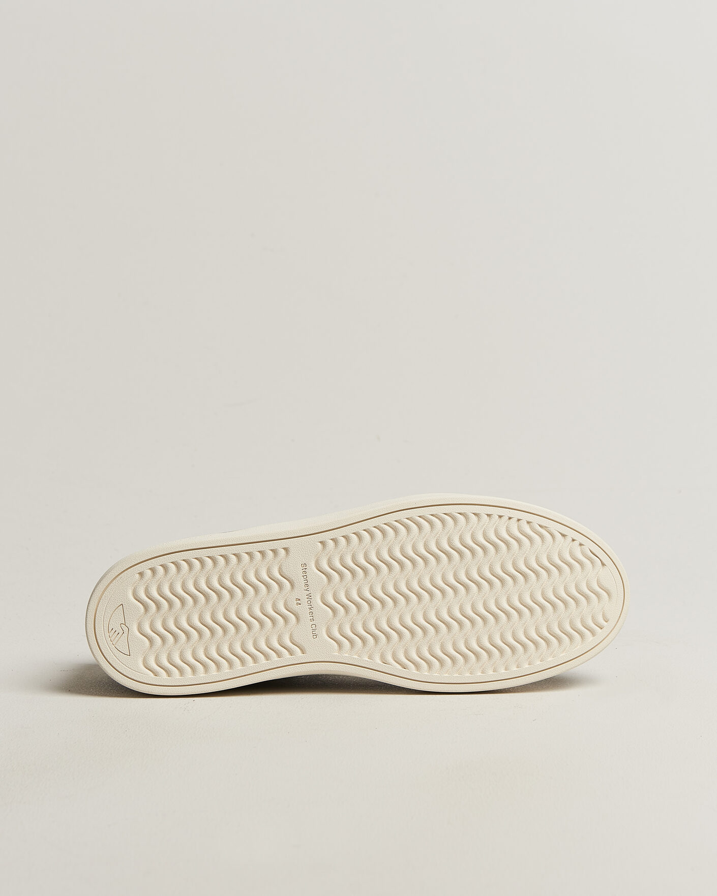 Herre | Sneakers | Stepney Workers Club | Surma S-Strike Canvas Sneaker Black