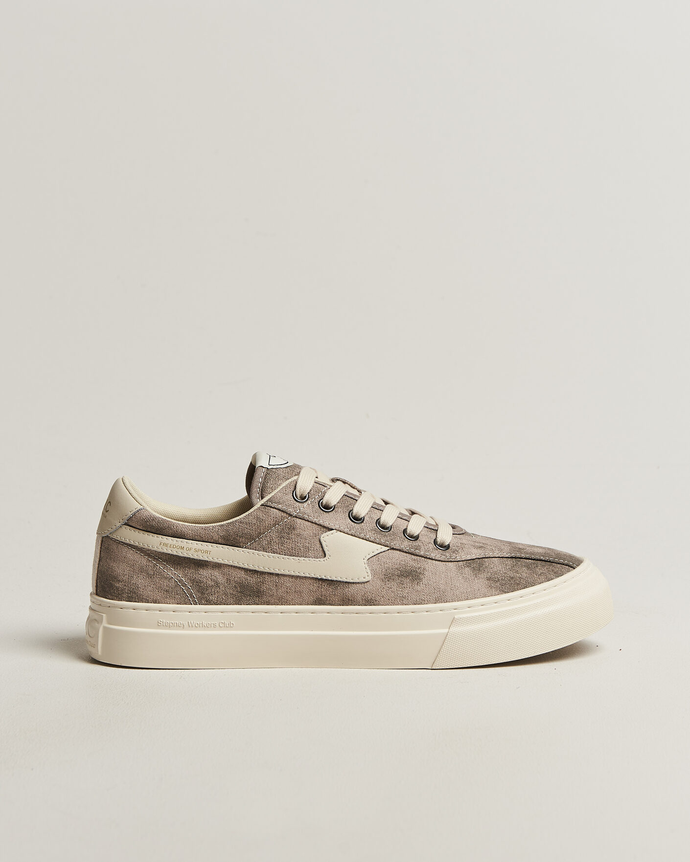 Herre | Sneakers | Stepney Workers Club | Dellow S-Strike Sunfade Canvas Sneaker Earth Grey