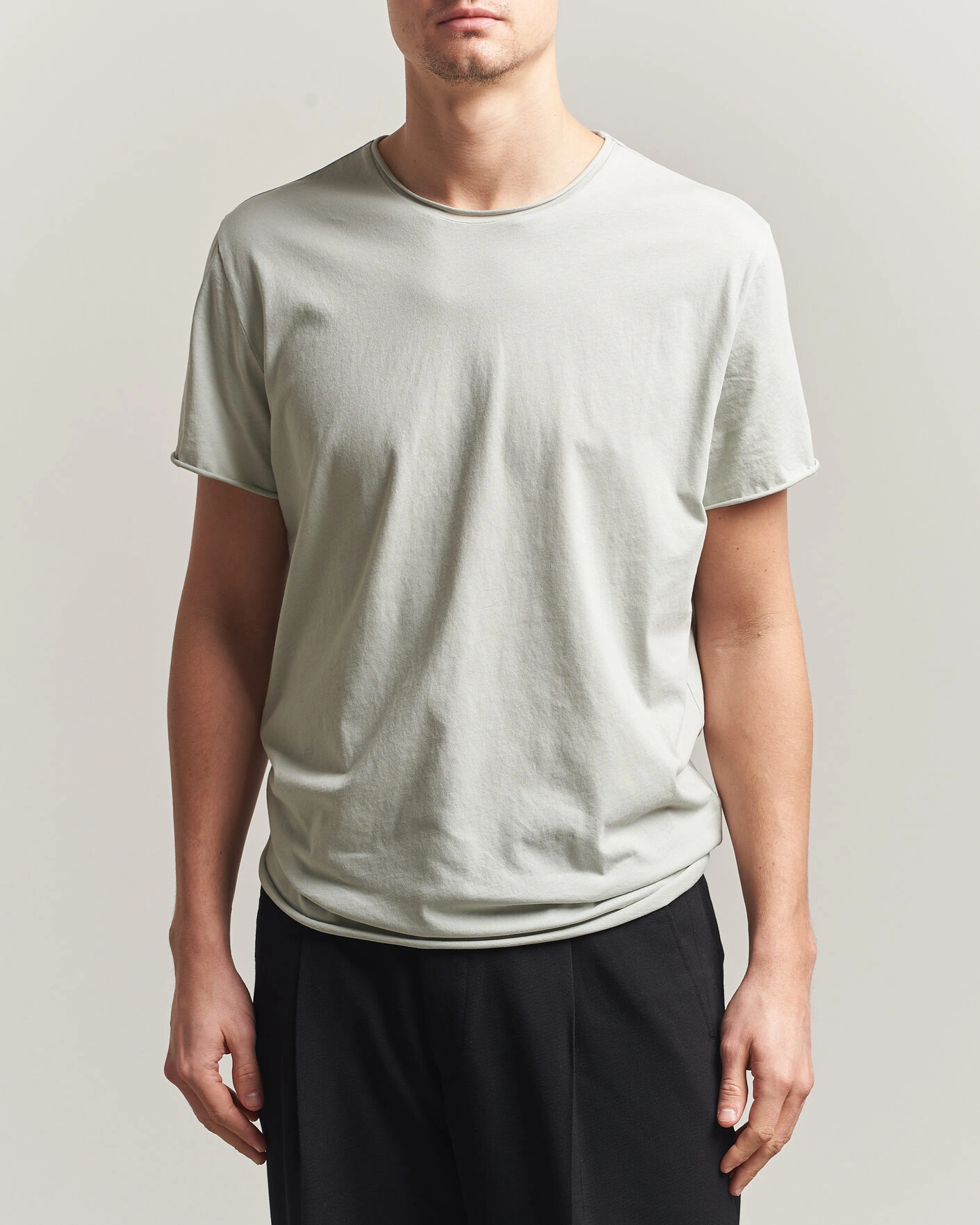 Herre | T-Shirts | Filippa K | Roll Neck Crew Neck T-Shirt Silver Grey