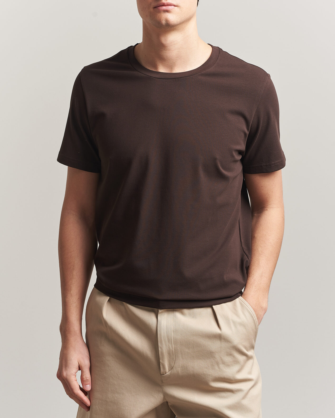 Herre | T-Shirts | Filippa K | Soft Lycra T-Shirt Dark Chocolate