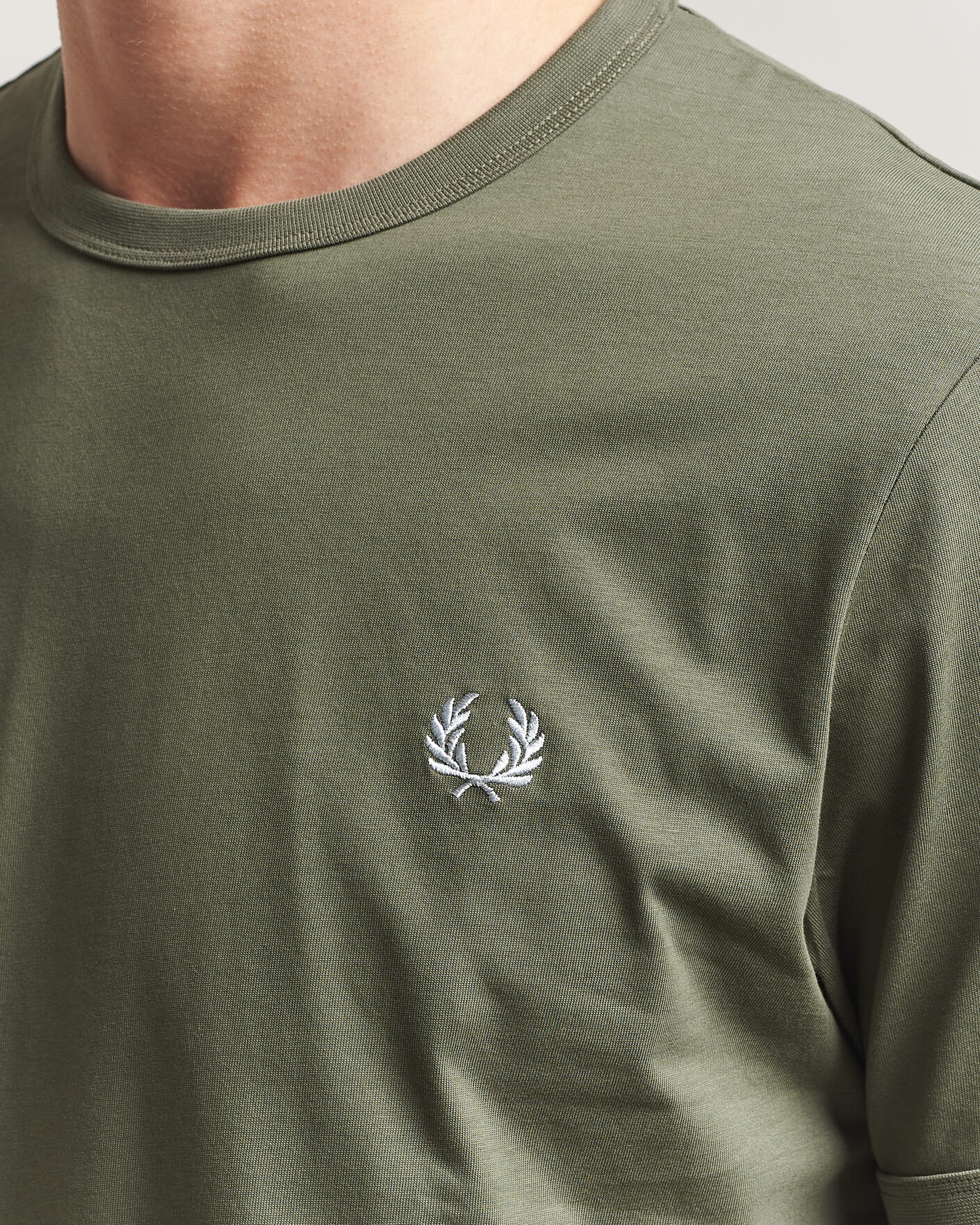 Herre | T-Shirts | Fred Perry | Ringer T-Shirt Laurel Wreath Green