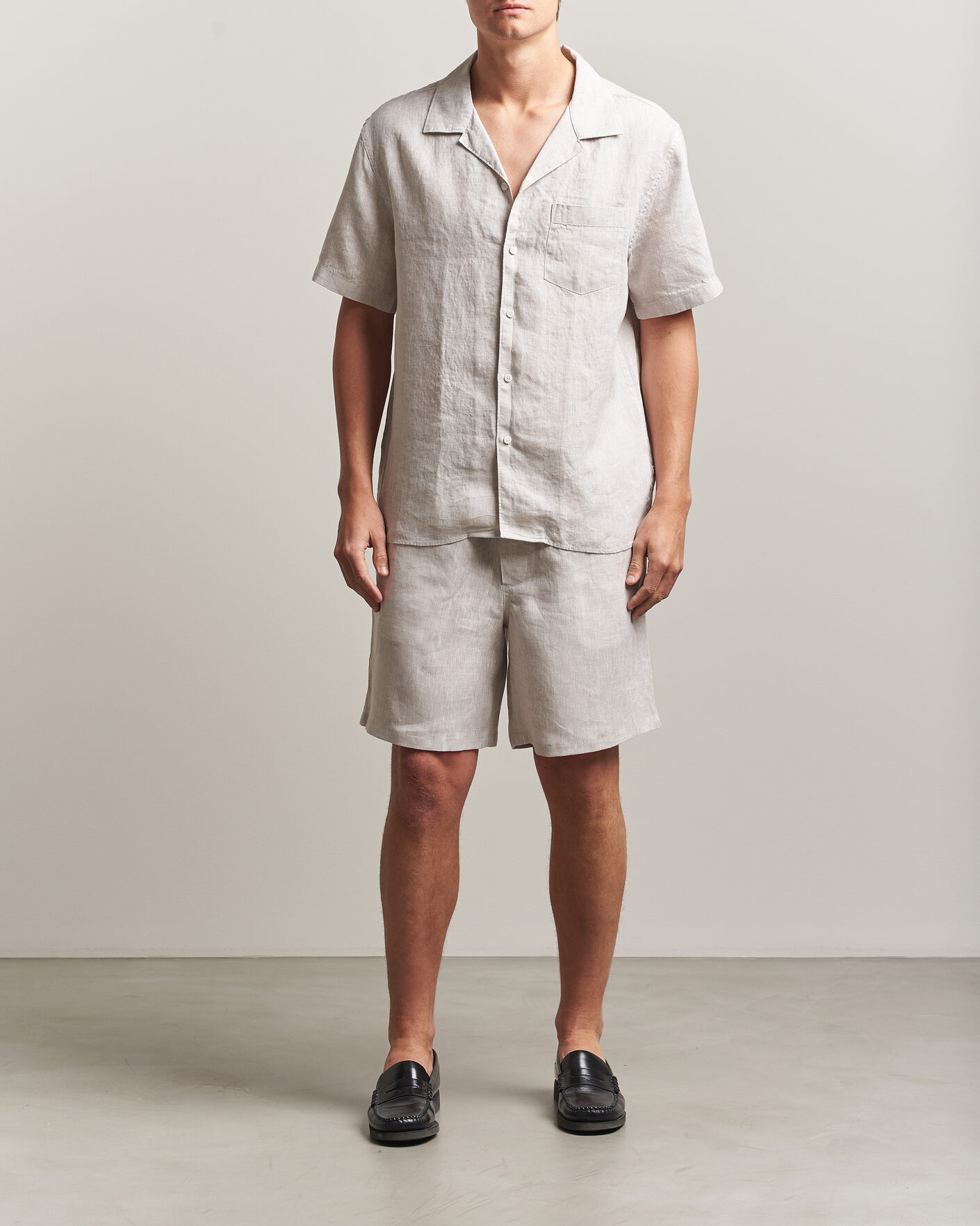 Herre | Skjorter | J.Lindeberg | Elio Linen Short Sleeve Shirt Moonbeam
