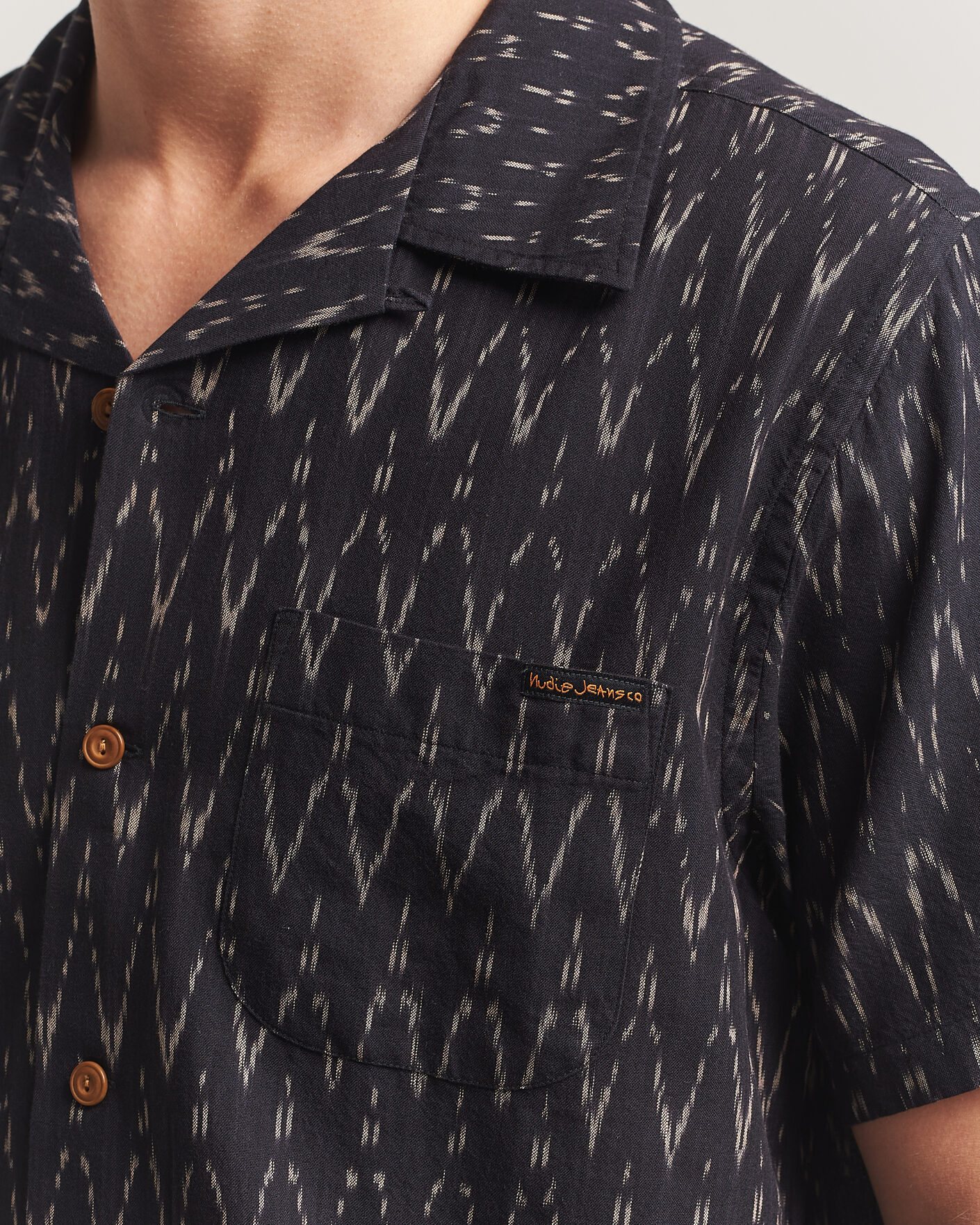 Herre | Skjorter | Nudie Jeans | Arvid Hawaii Shirt Ikat Multi