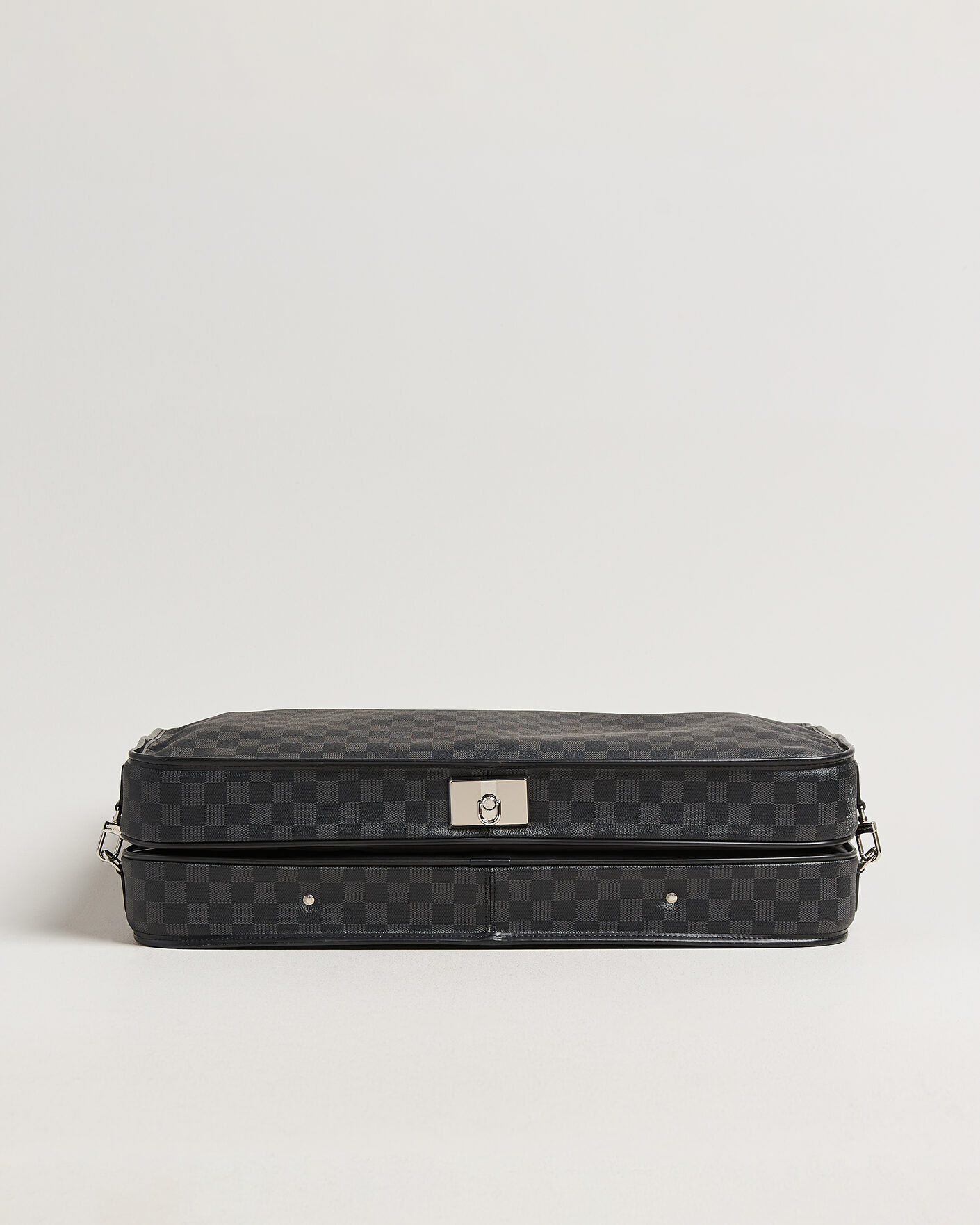 Herre | Pre-Owned & Vintage Bags | Louis Vuitton Pre-Owned | Garment Case Damier Graphite