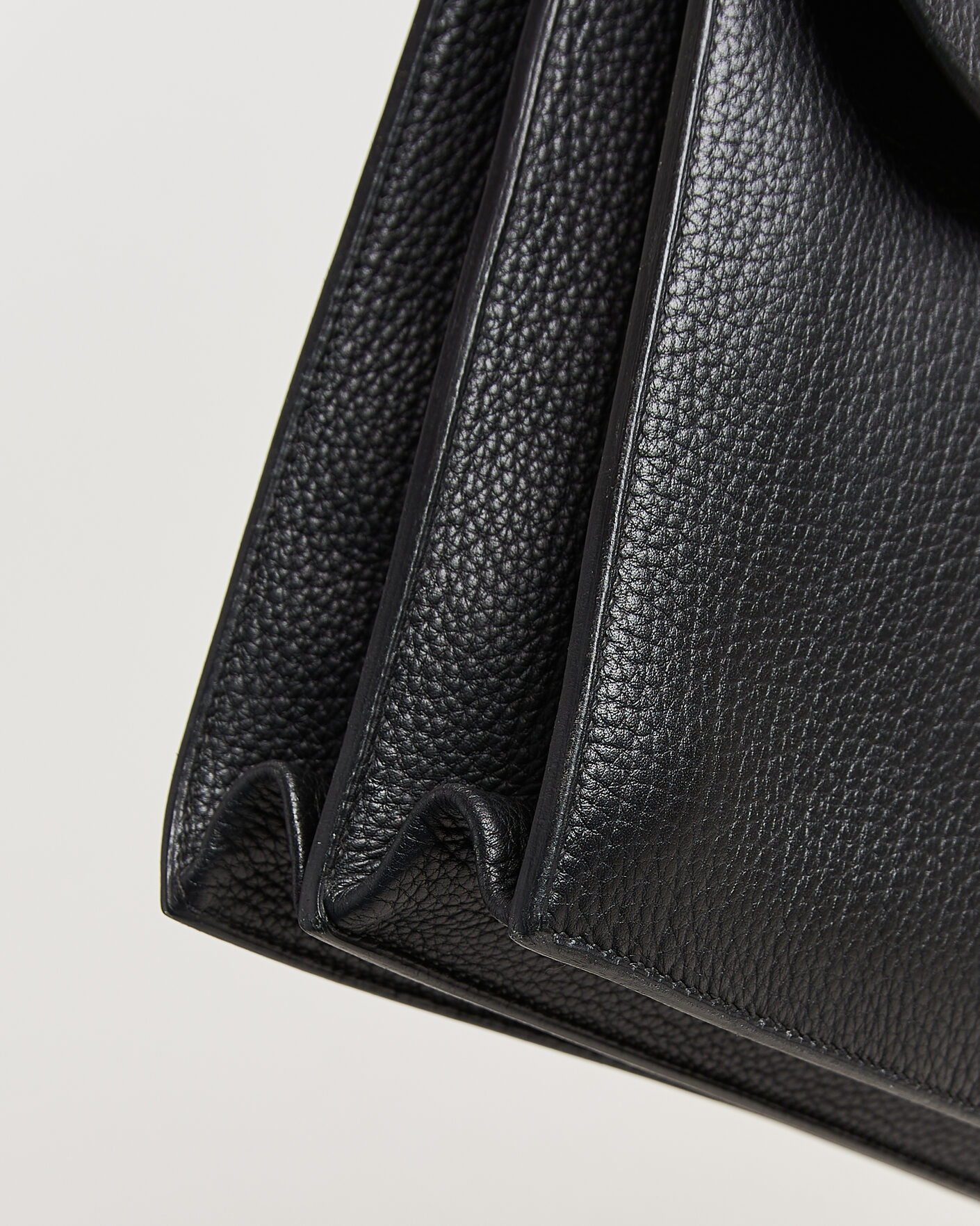 Herre | Pre-Owned & Vintage Bags | Hermès Pre-Owned | Sac à Dépêches 41 Black