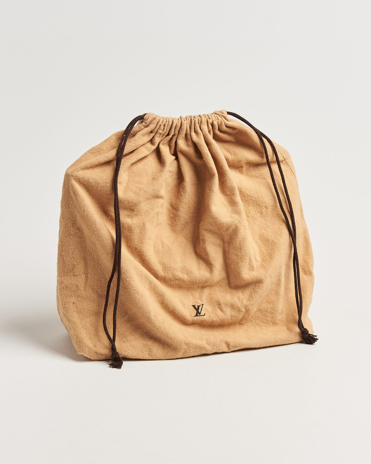 Herre | Pre-Owned & Vintage Bags | Louis Vuitton Pre-Owned | Cabas Mezzo Monogram